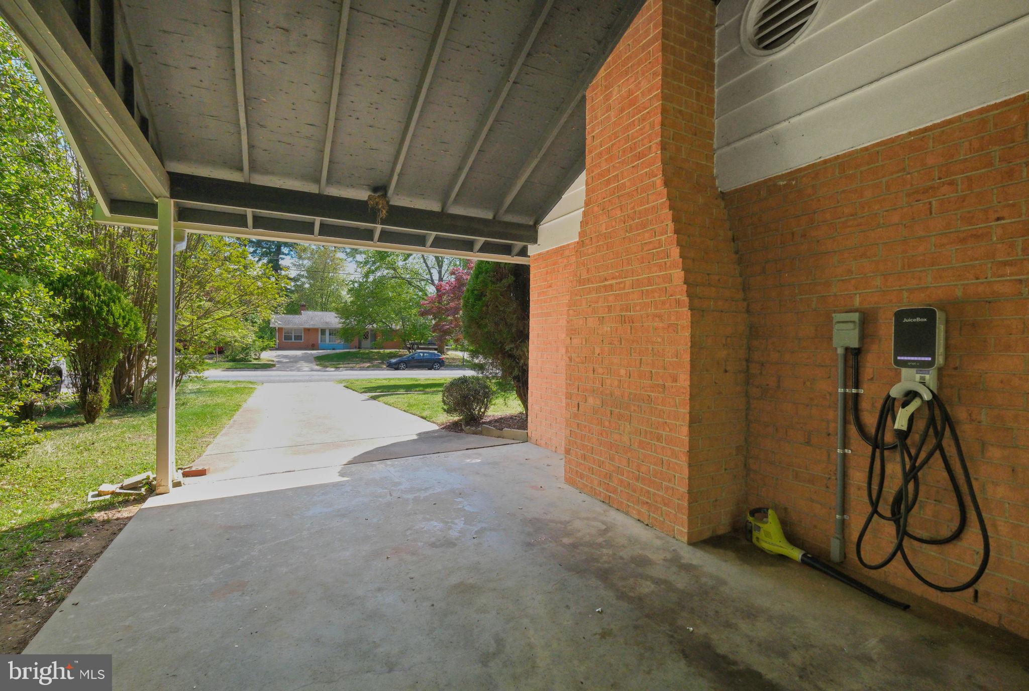 TILDEN WOODS - Residential