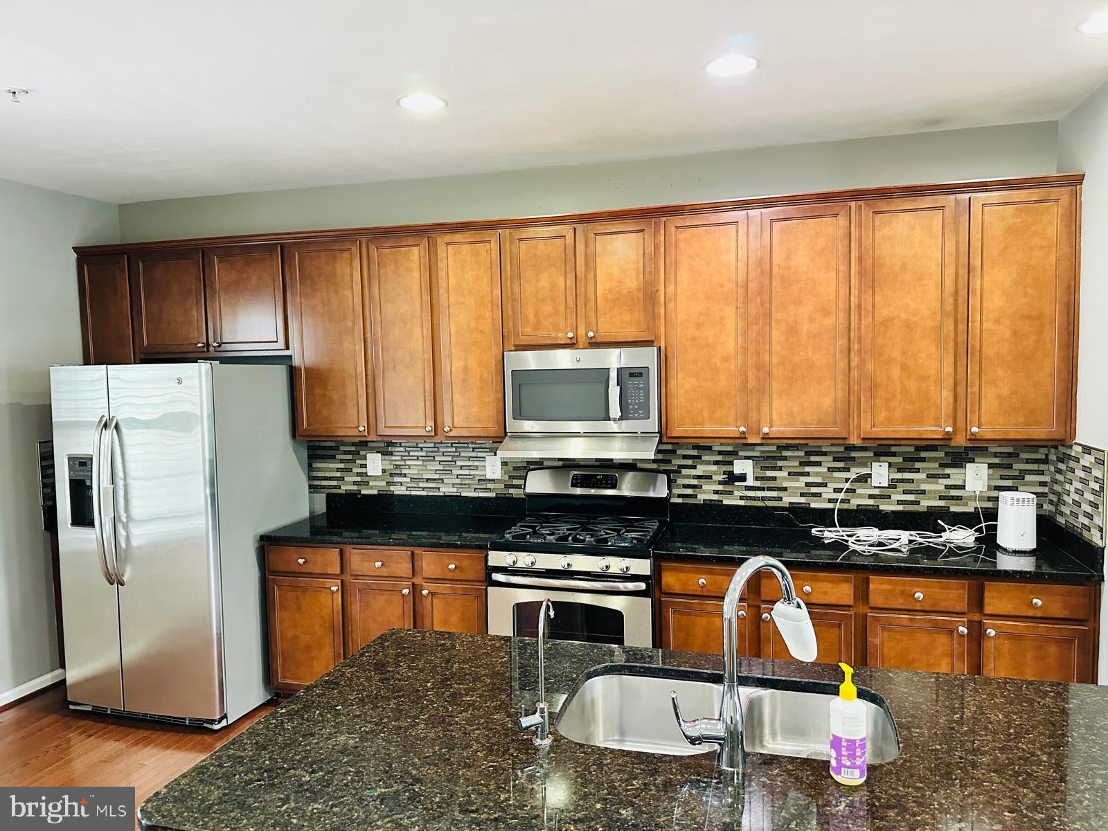 SIMPSON MILL - Residential Lease