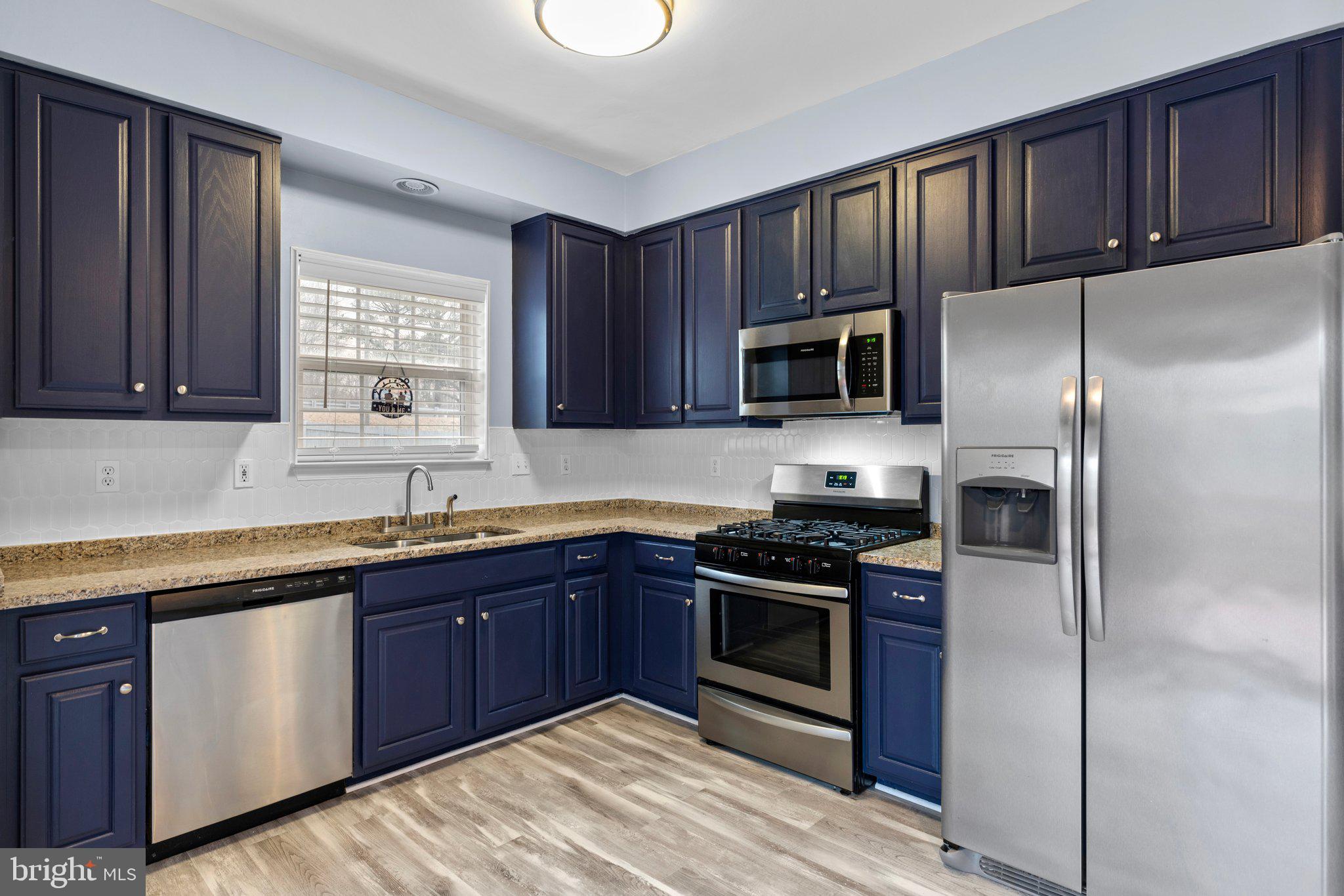 DALE CITY - Residential