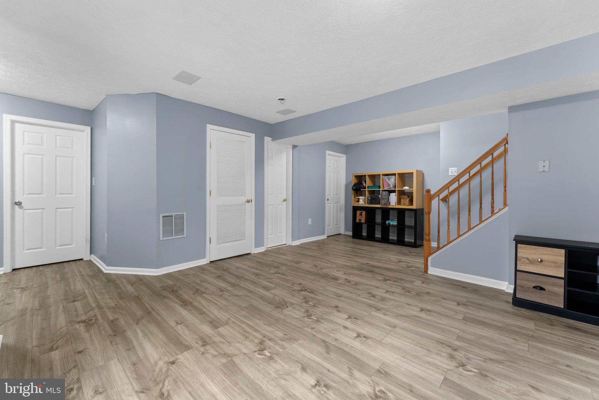 DALE CITY - Residential