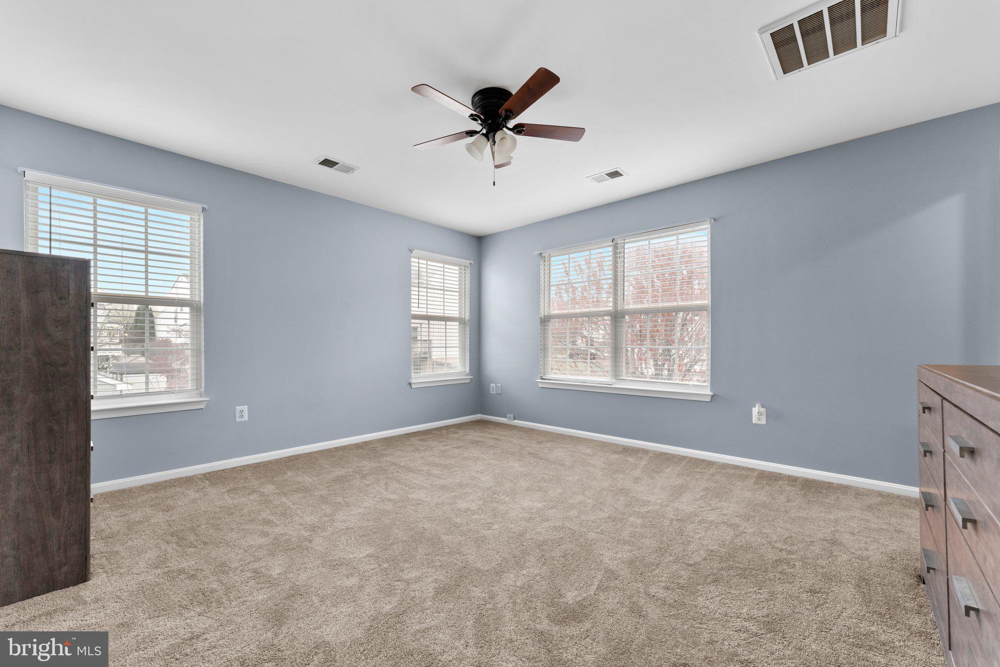 DALE CITY - Residential