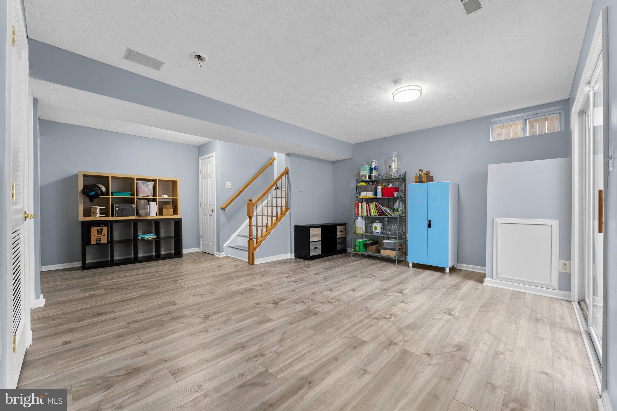 DALE CITY - Residential