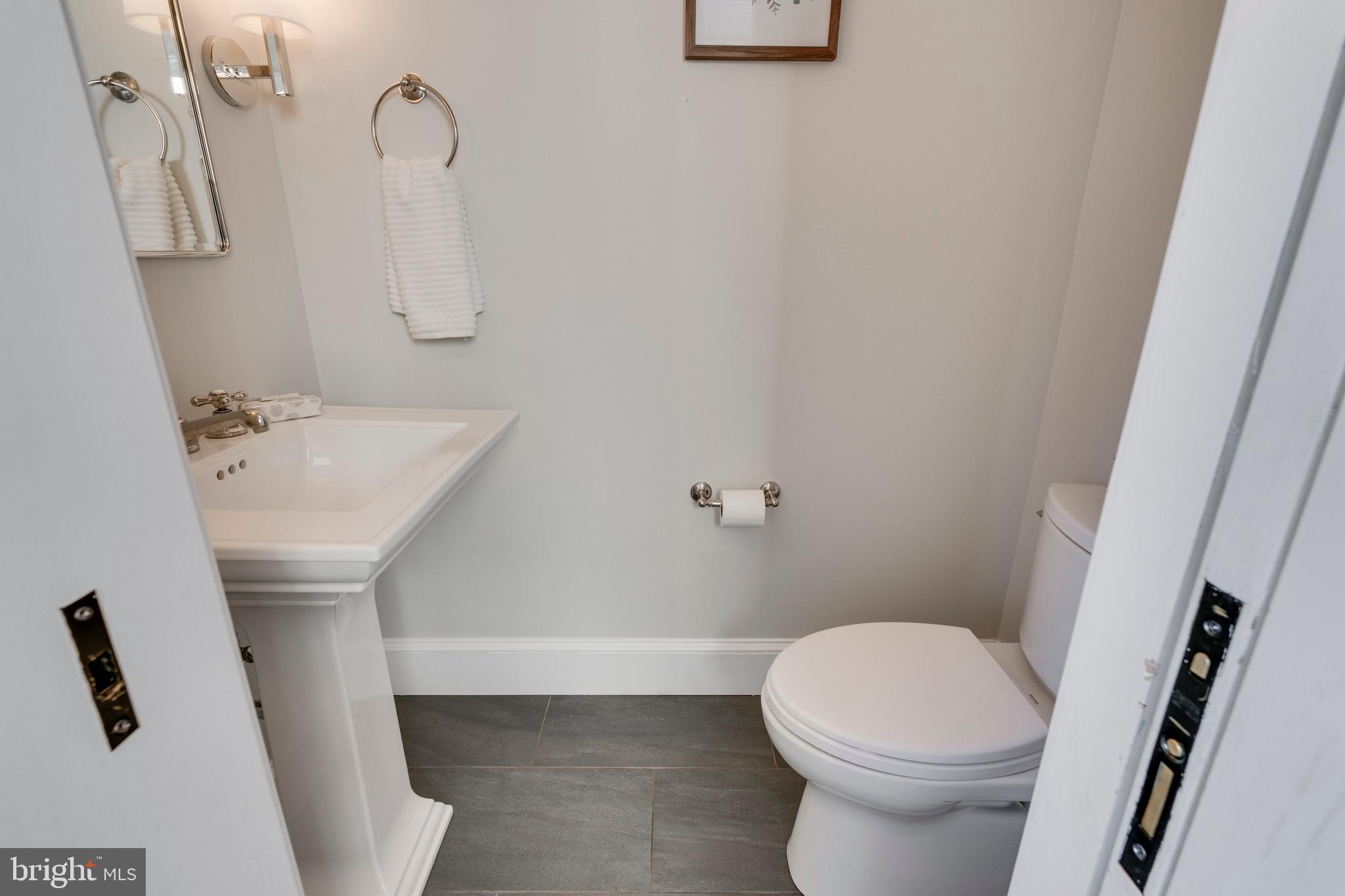 CLARENDON - Residential