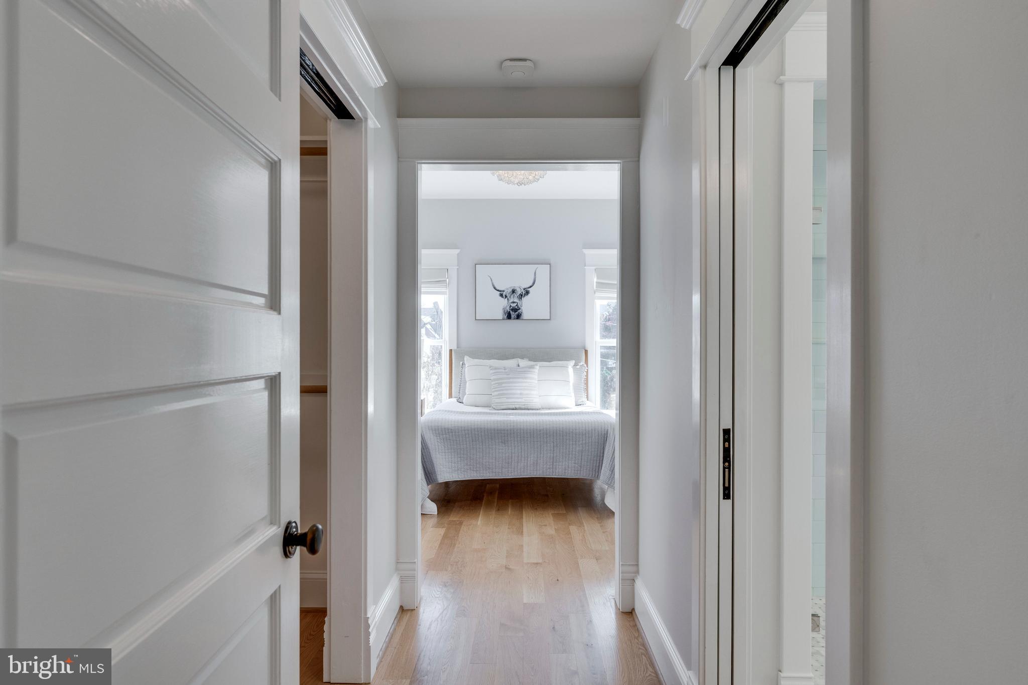 CLARENDON - Residential