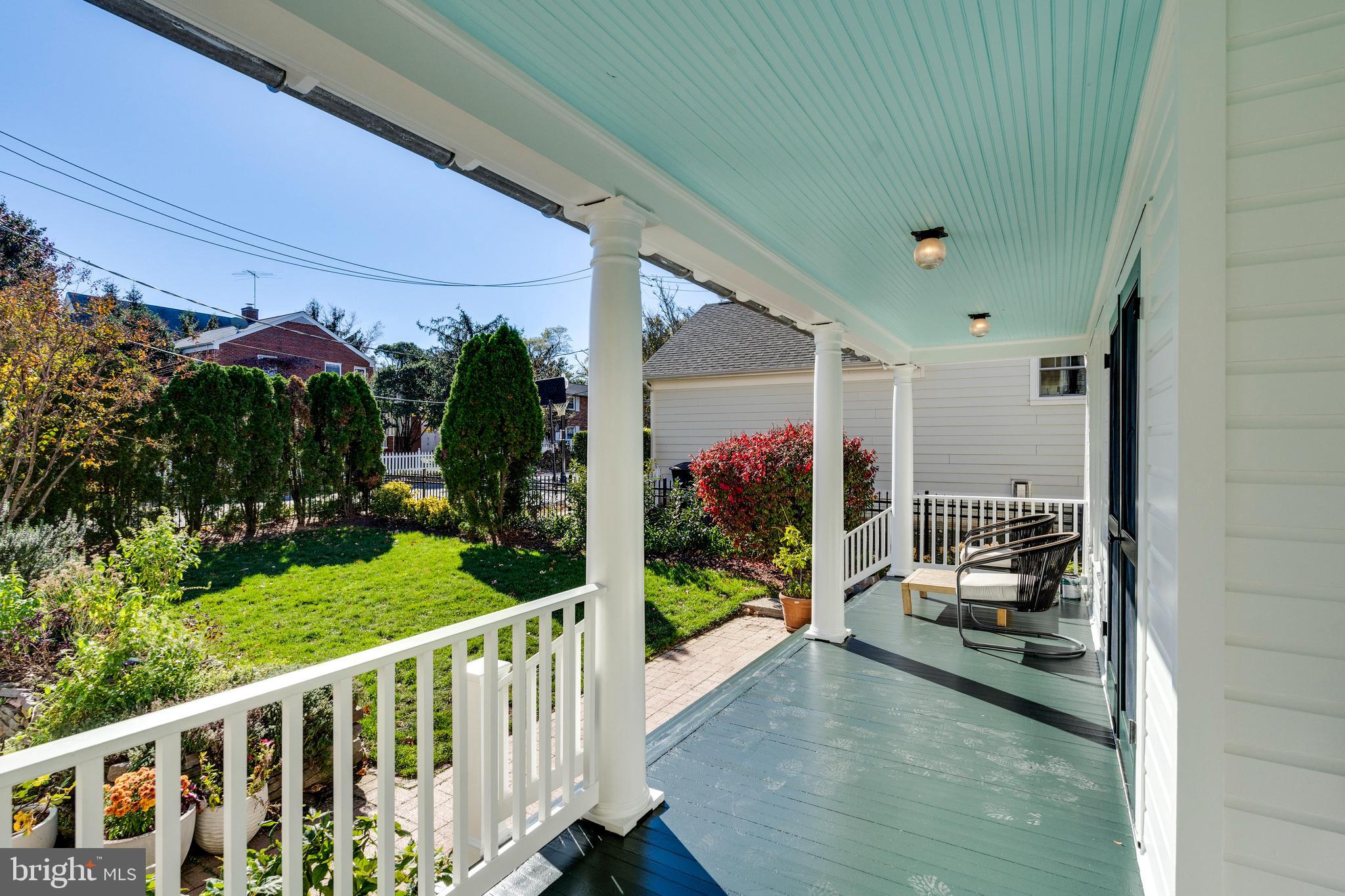 CLARENDON - Residential