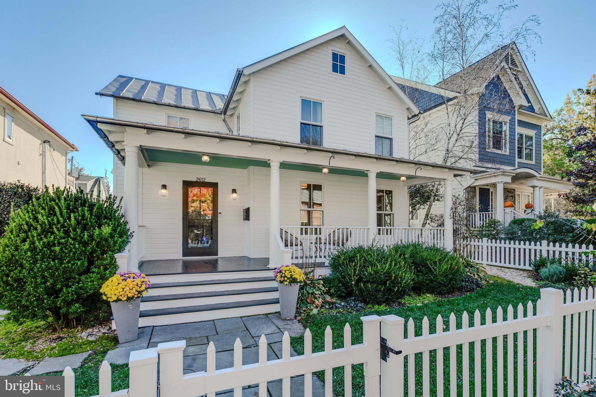 CLARENDON - Residential