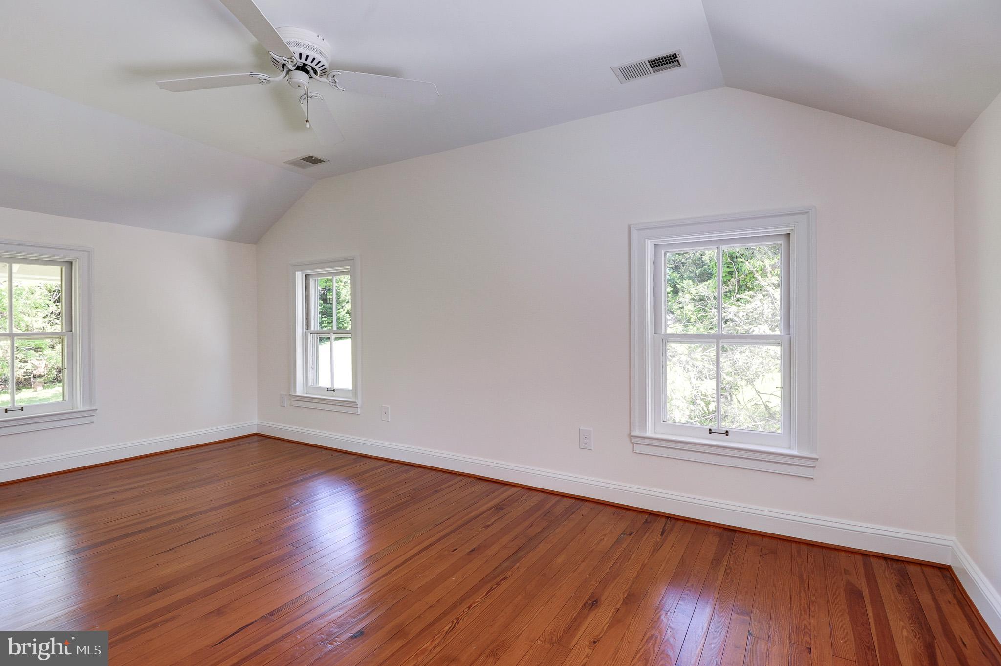 PAEONIAN SPRINGS - Residential