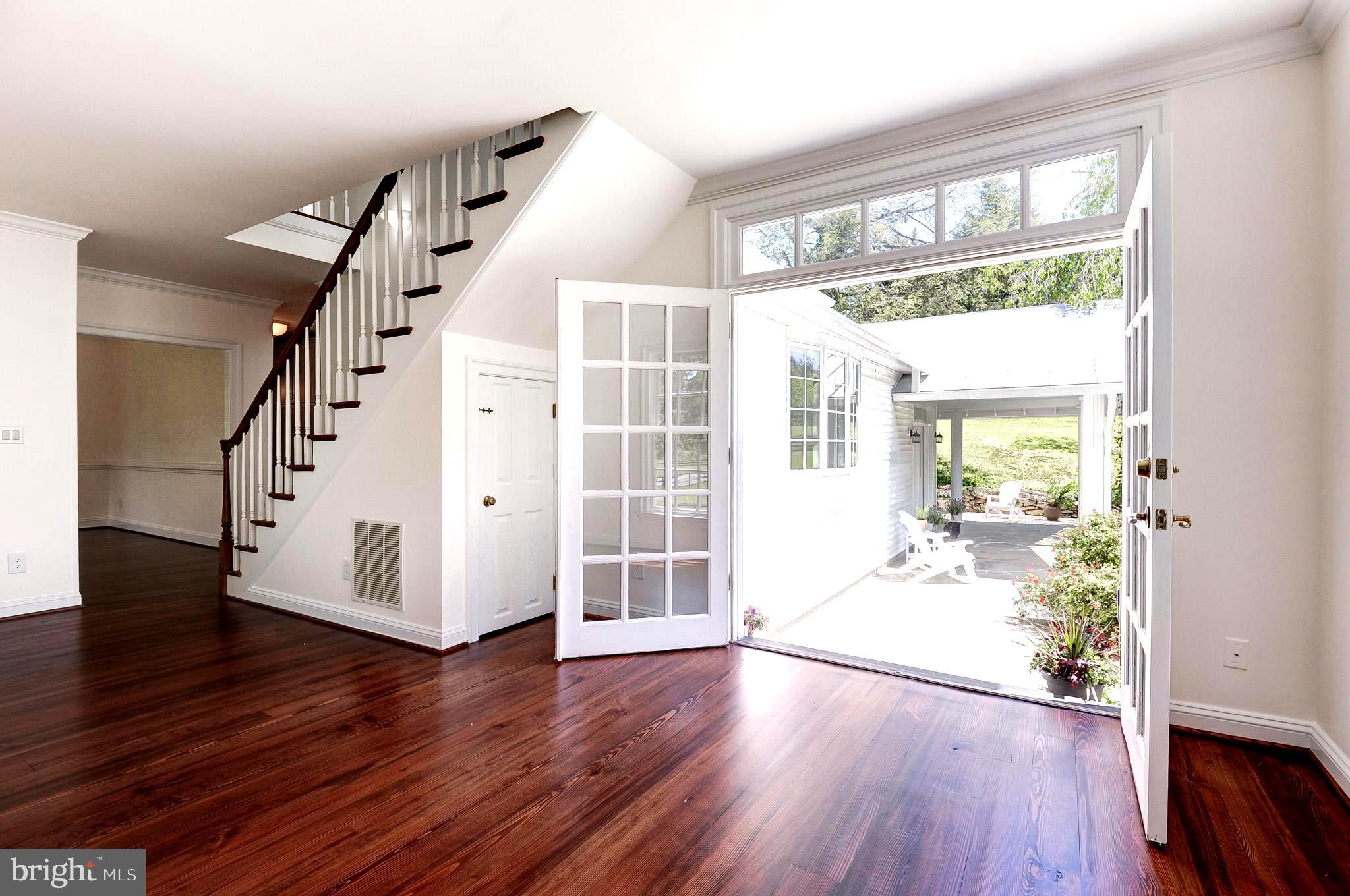 PAEONIAN SPRINGS - Residential