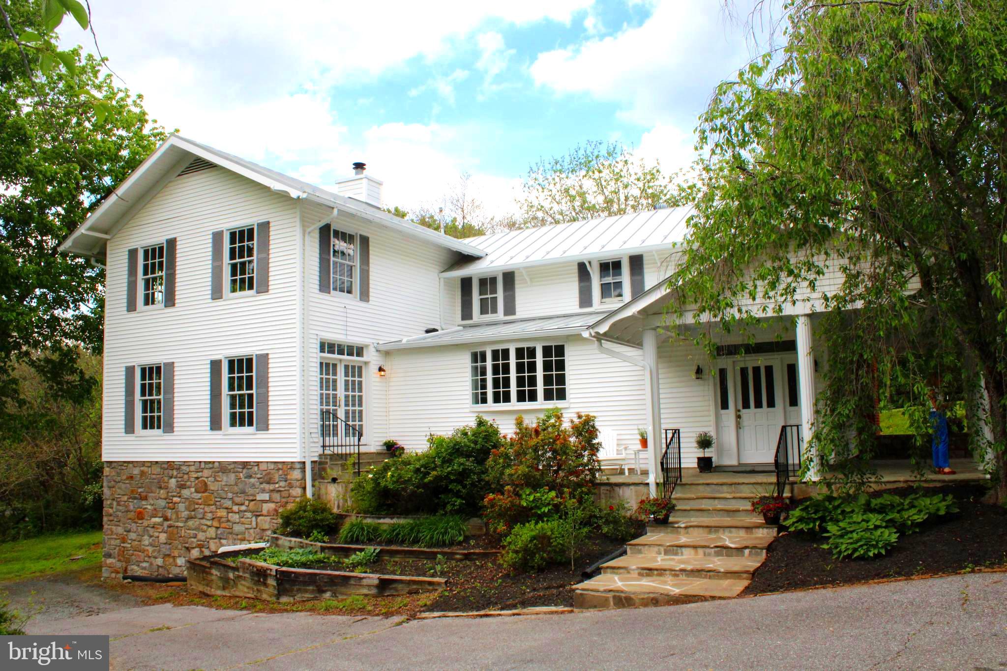 PAEONIAN SPRINGS - Residential