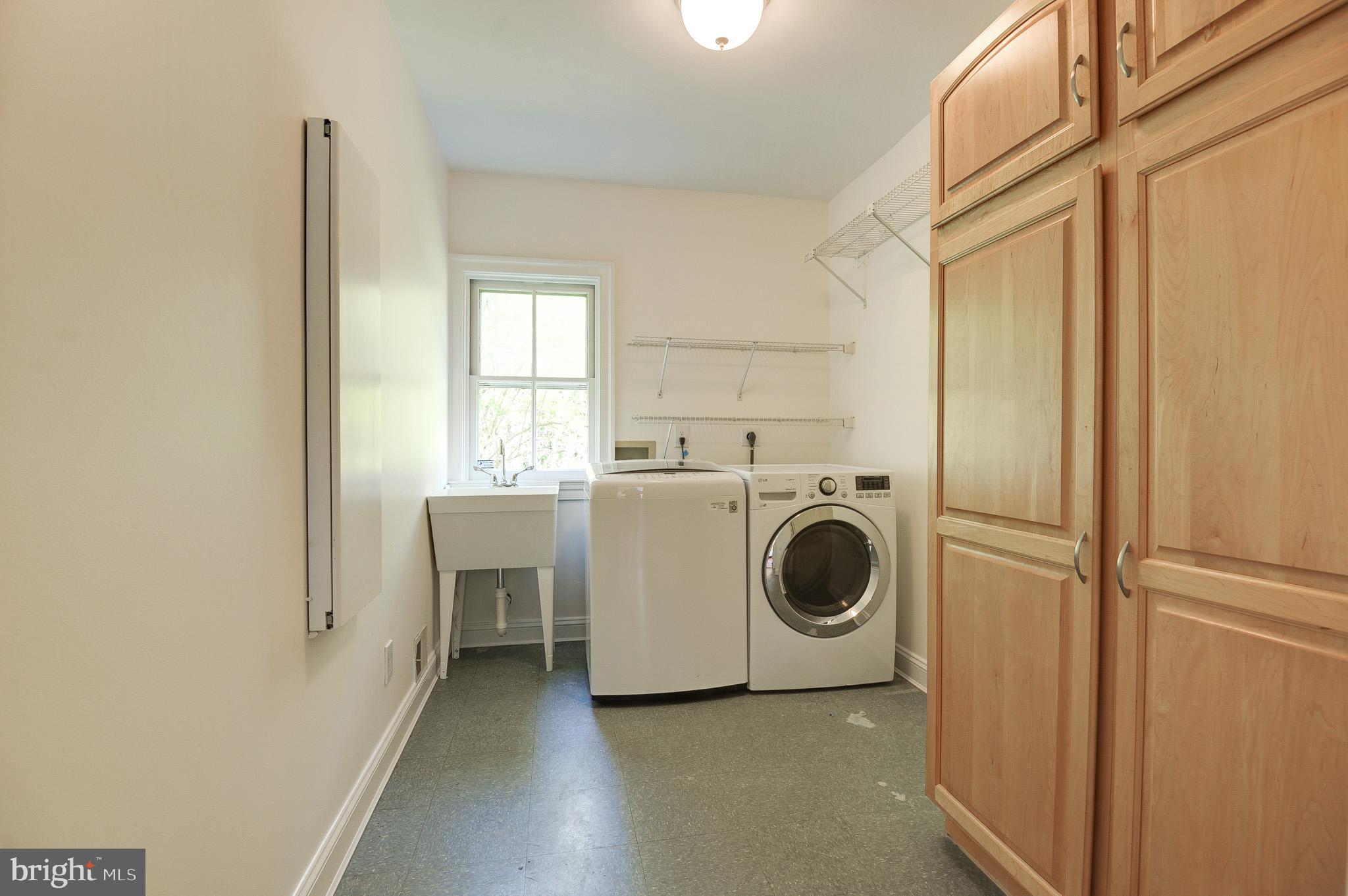 PAEONIAN SPRINGS - Residential