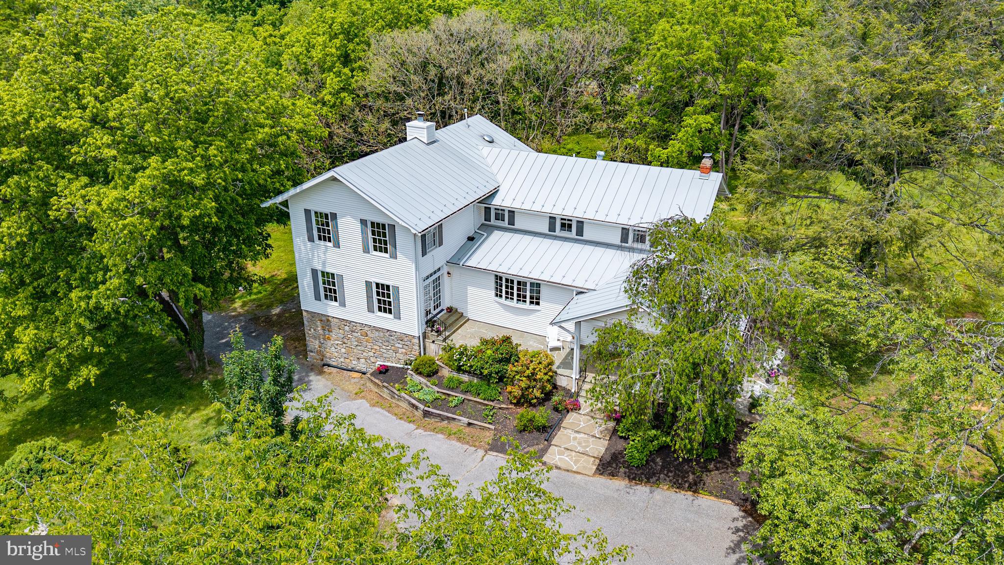 PAEONIAN SPRINGS - Residential