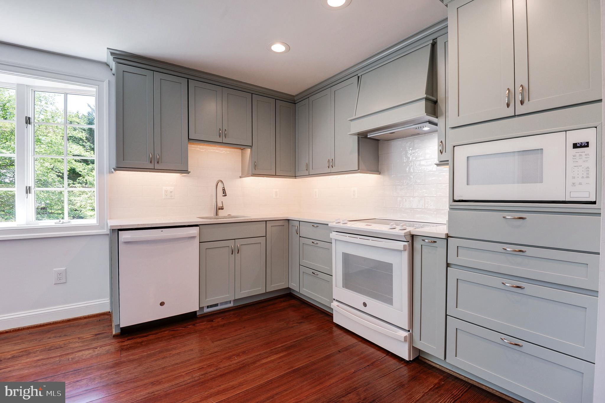 PAEONIAN SPRINGS - Residential