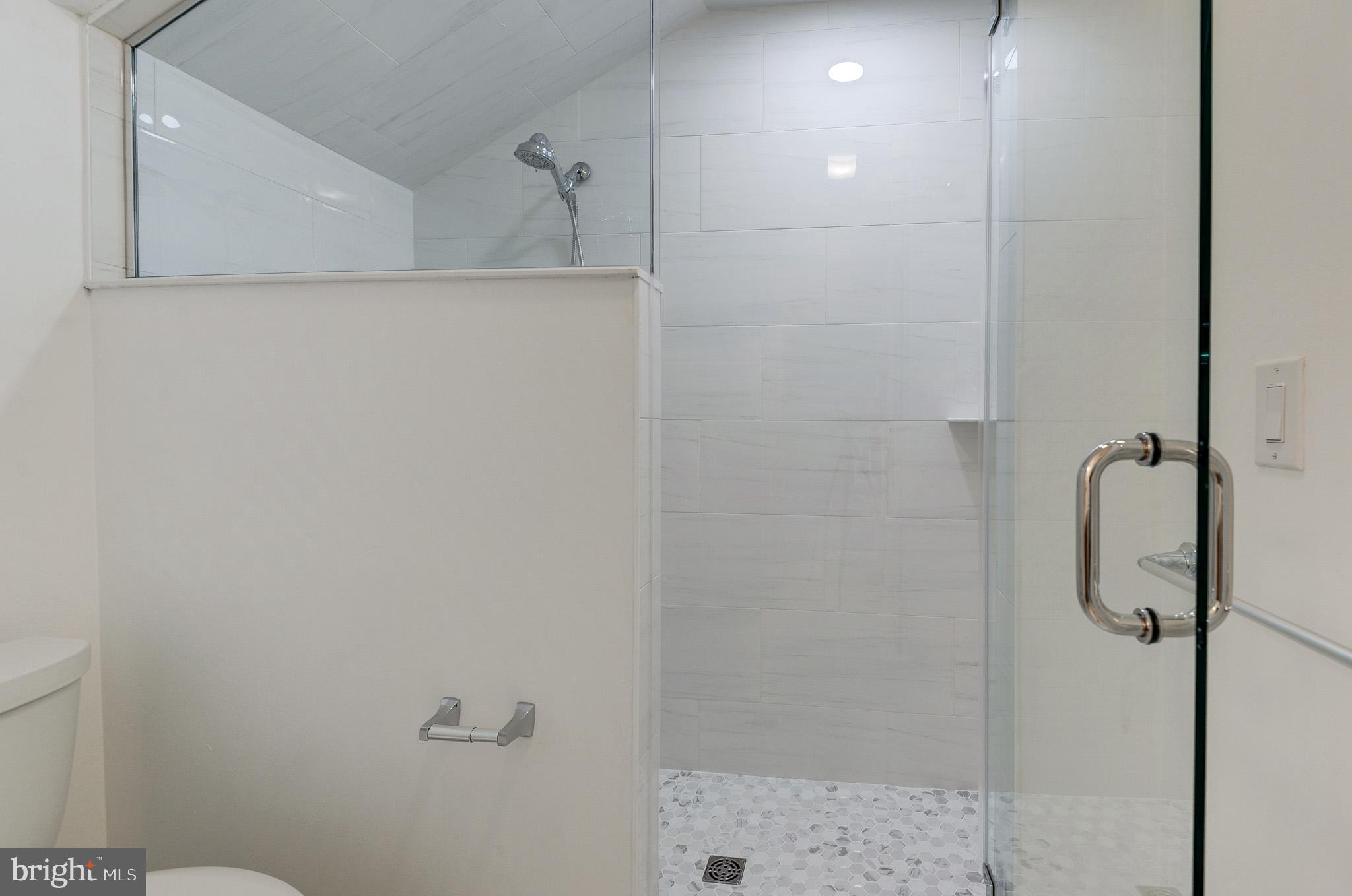 PAEONIAN SPRINGS - Residential