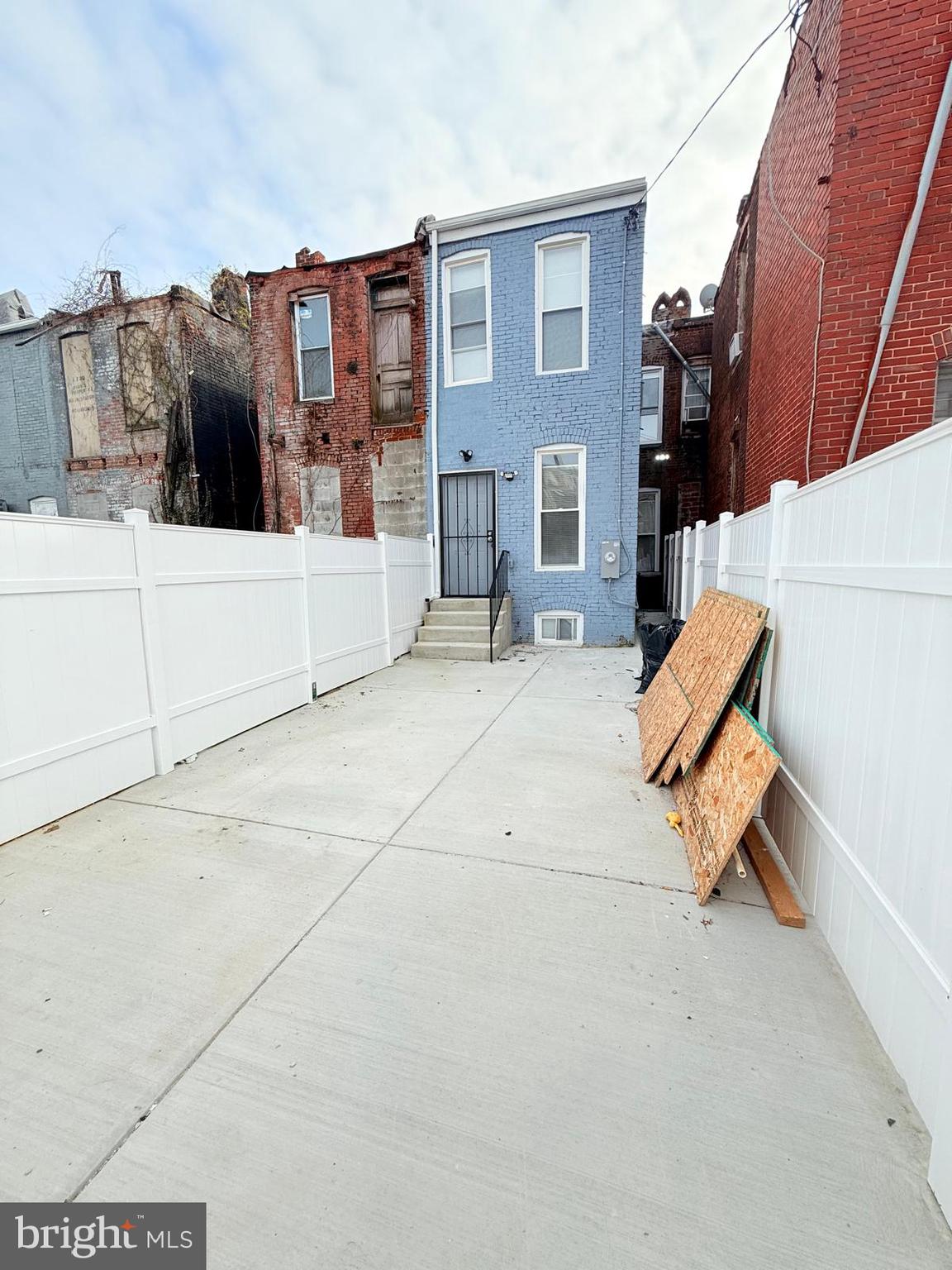 PENN NORTH - Residential Lease
