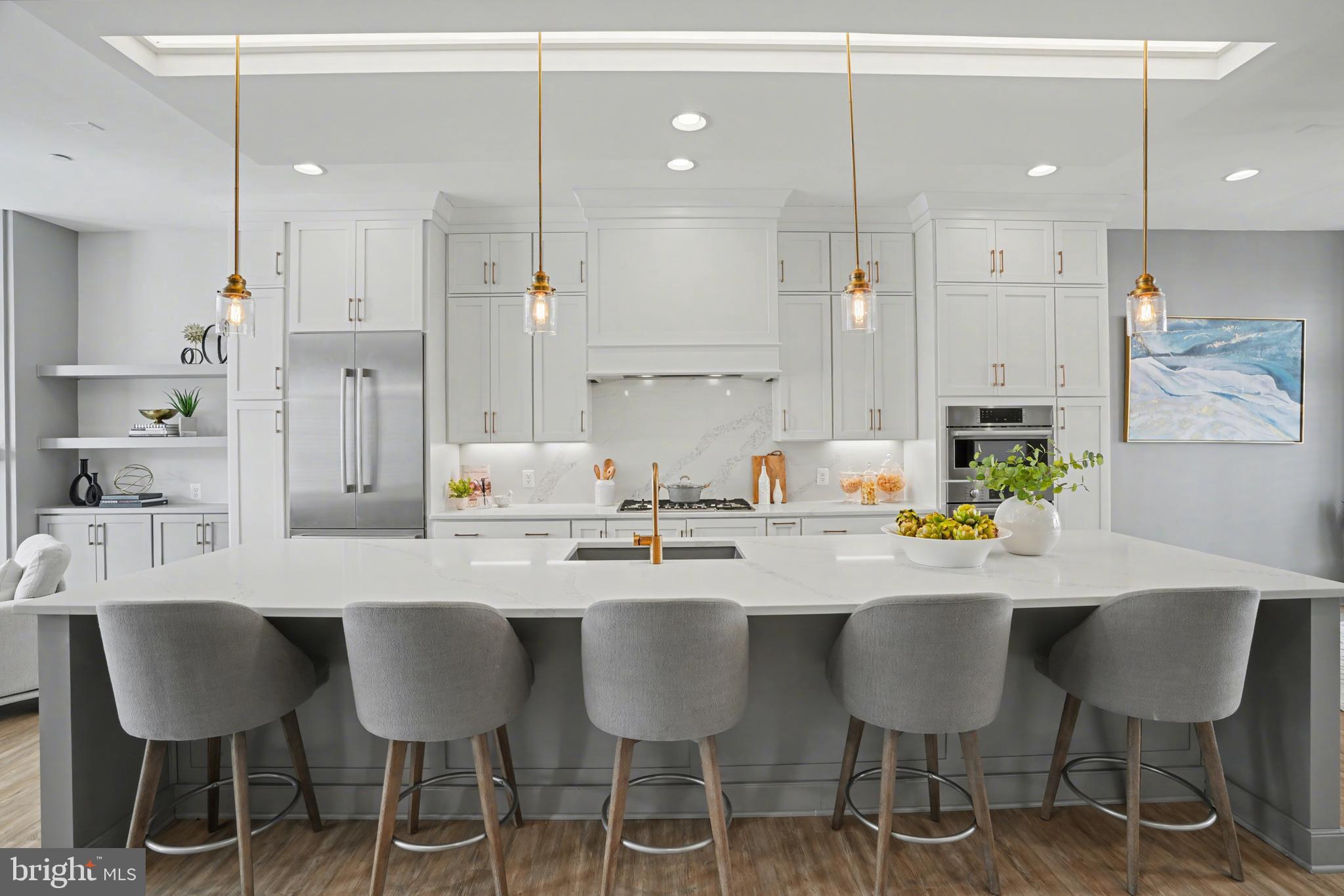 POTOMAC OUTSIDE - Residential