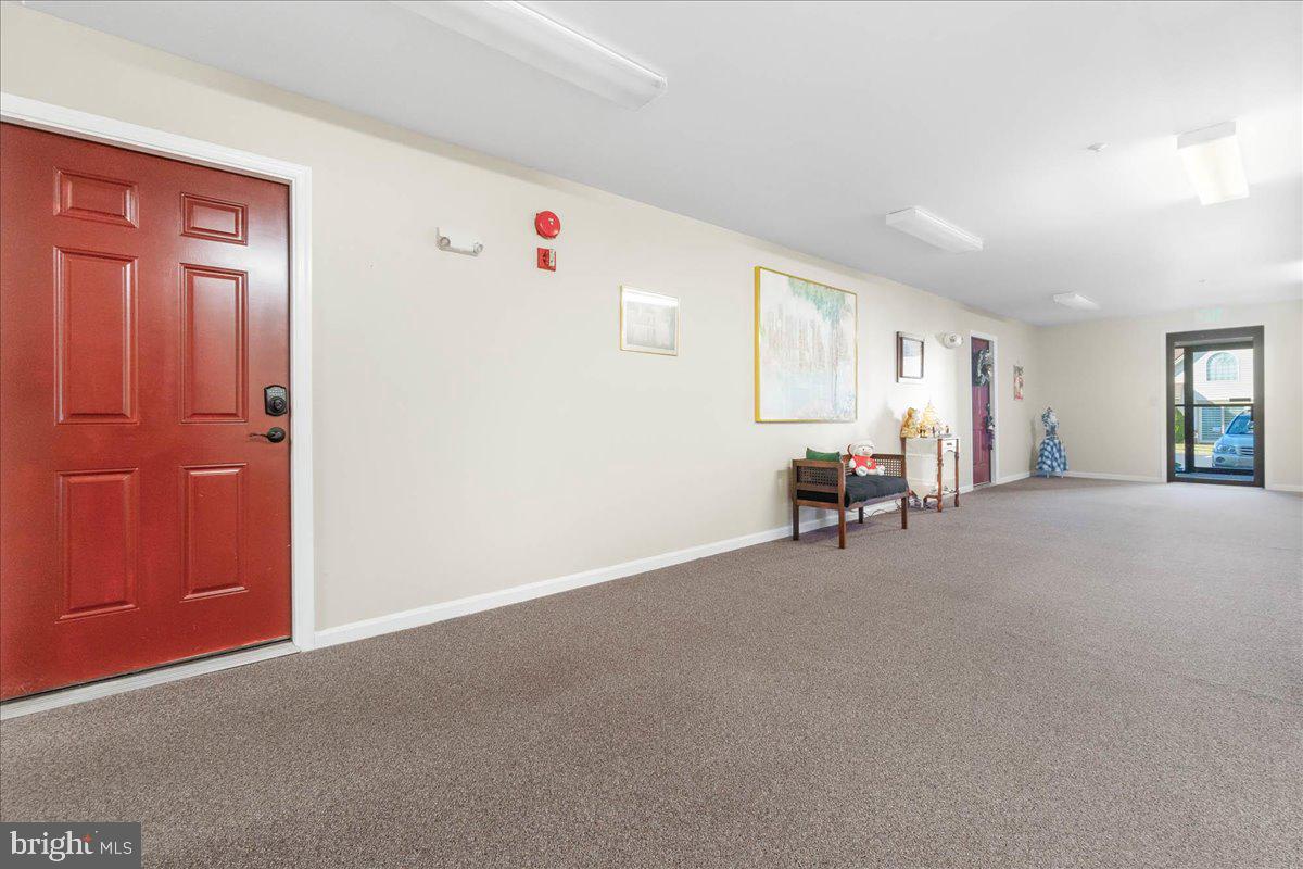 WINIFRED MANOR - Residential