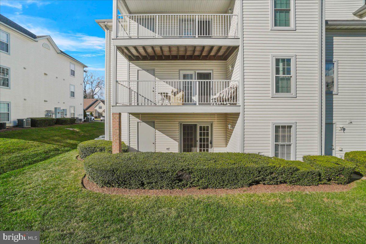 WINIFRED MANOR - Residential