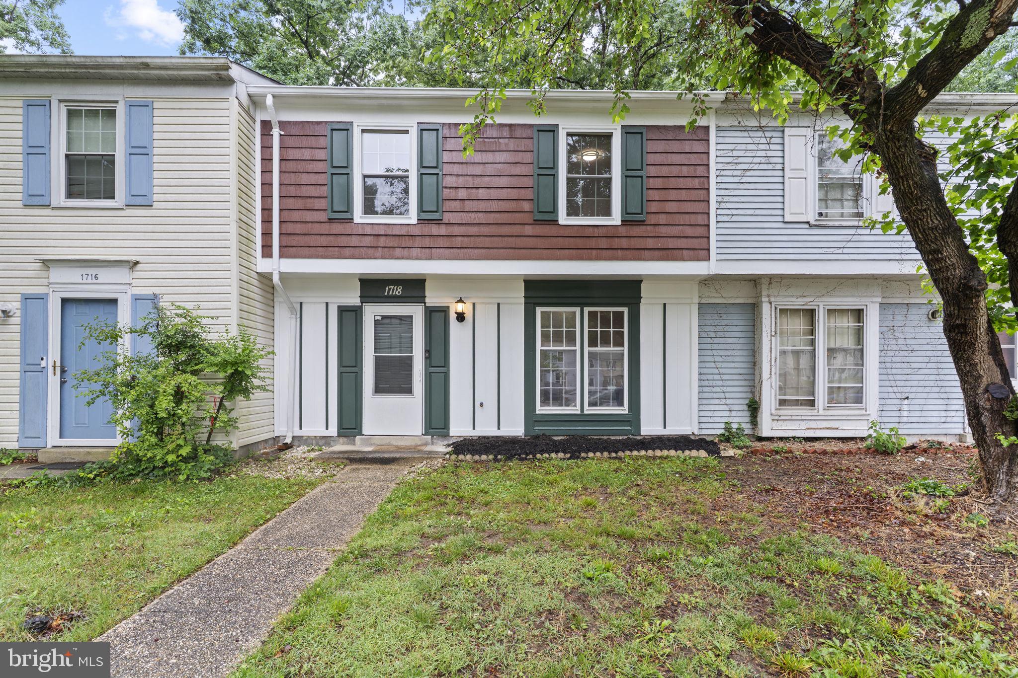 1718 BRIGHTWELL COURT