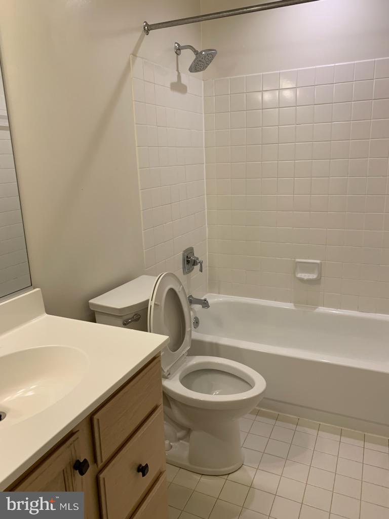 CHAPELGATE - Residential Lease