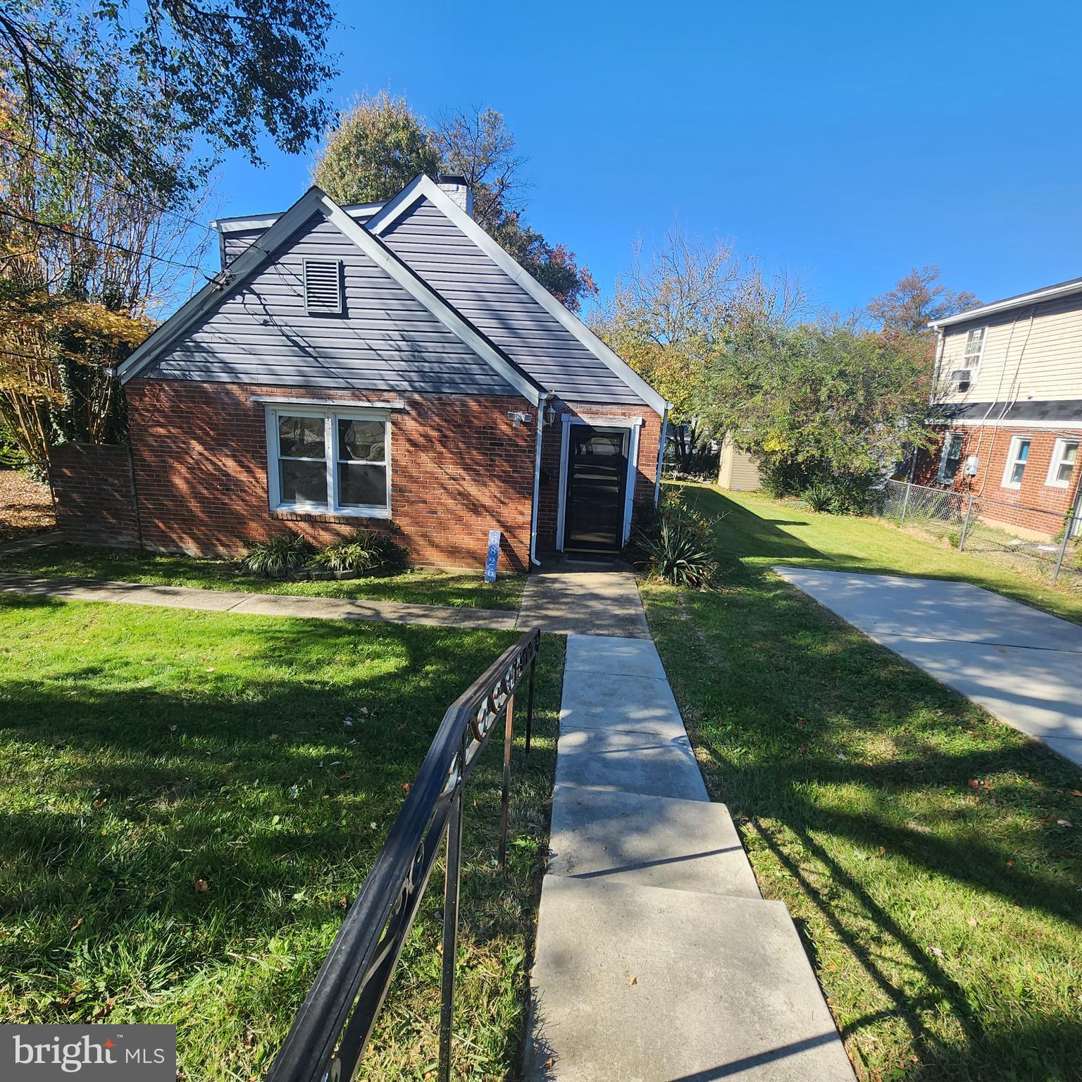 RADIANT VALLEY - Residential Lease