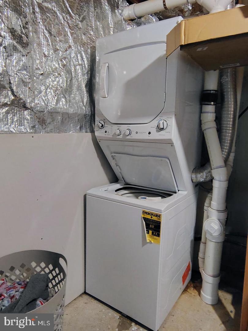 WATERSIDE - Residential Lease