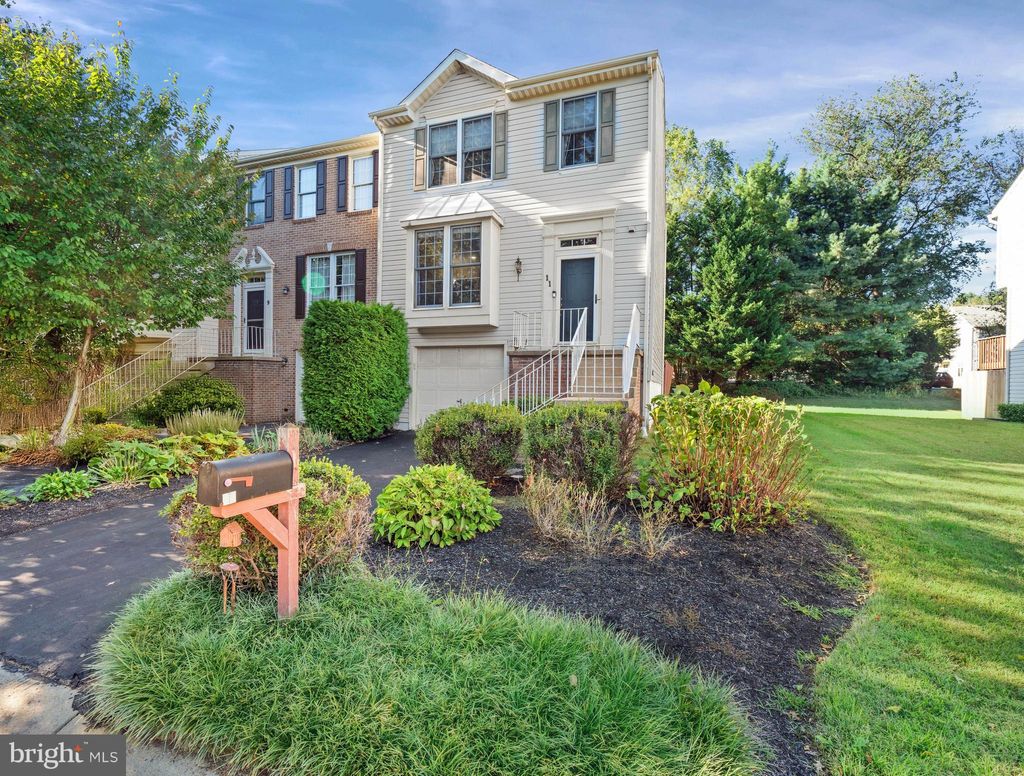 Photo of 11 Whistler Court, WILMINGTON, DE 19808 (MLS # DENC2091596)