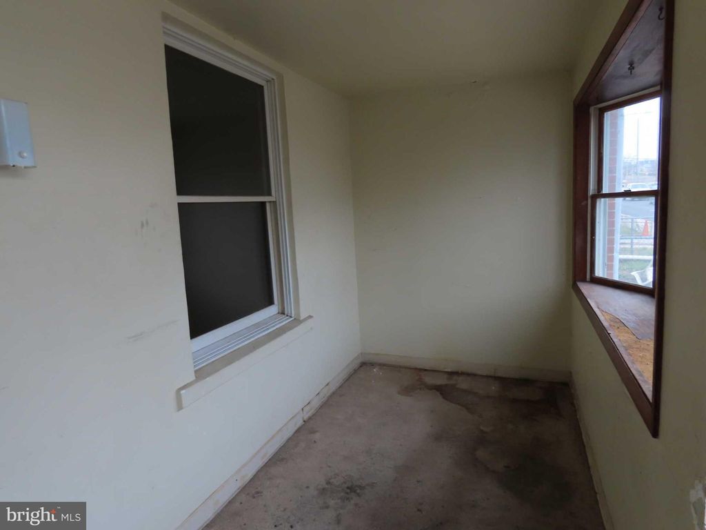 Photo of 1118 Green Street, MARCUS HOOK, PA 19061 (MLS # PADE2105914)