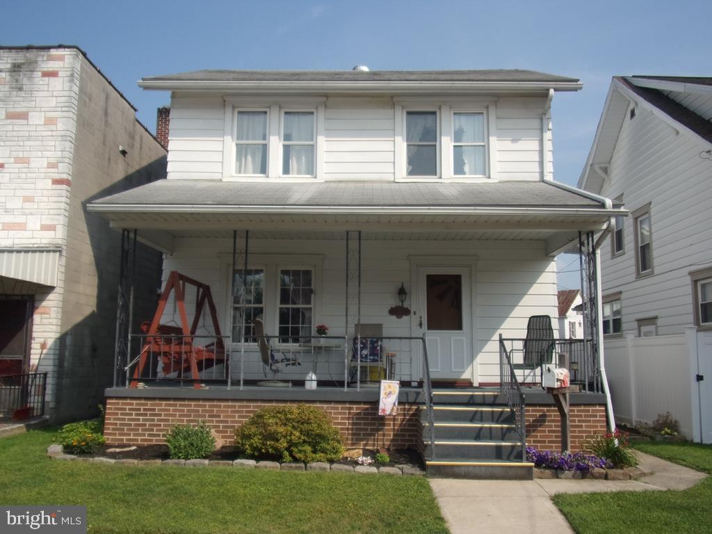 Ready to move in home featuring four bedrooms, 1.5 bath. Large front porch for enjoying the summer evening. Attached 2 car carport Convenient location, close to Rec Park and shopping.. Call for Appointment.