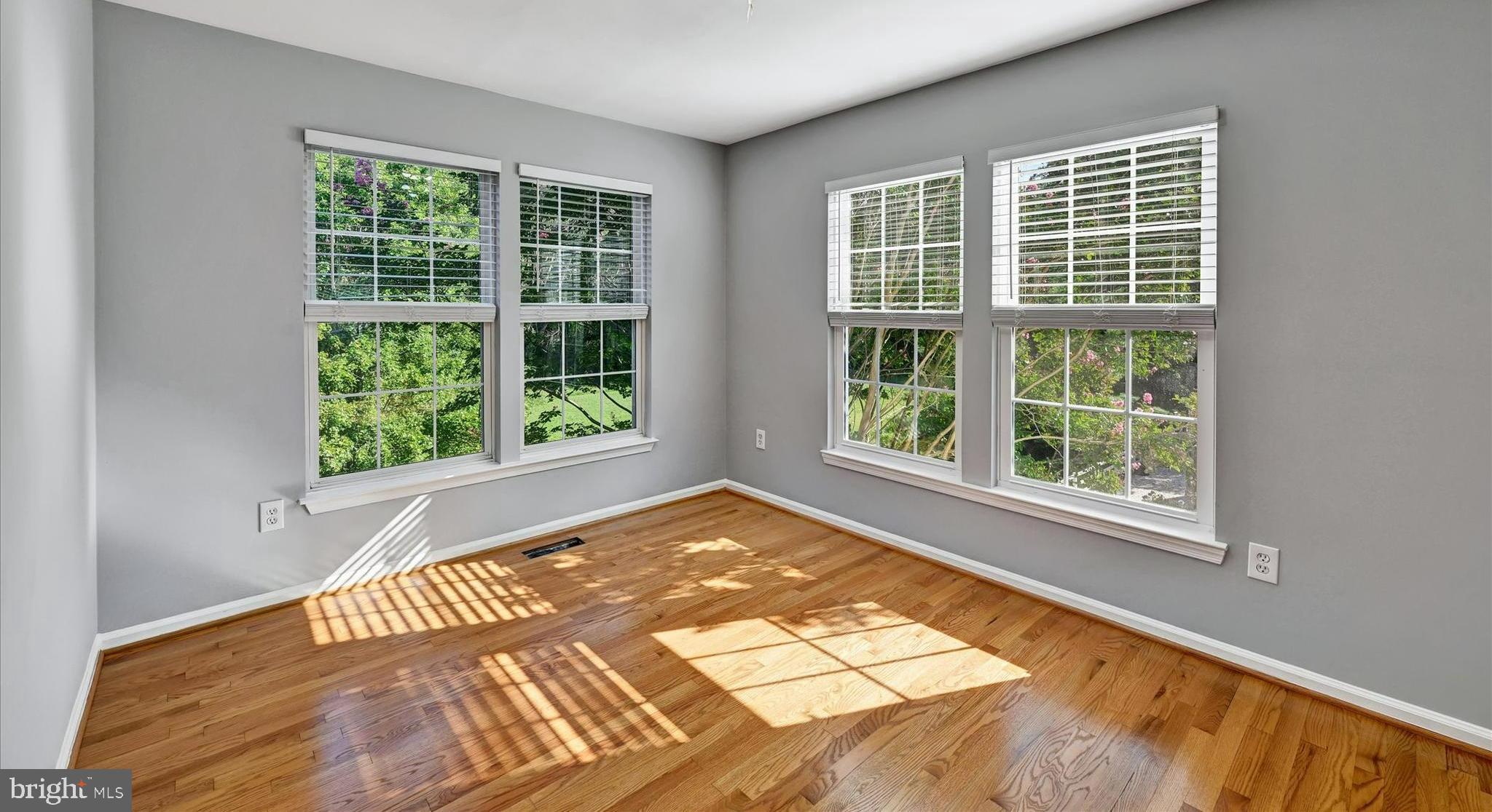 POINTERS RUN - Residential