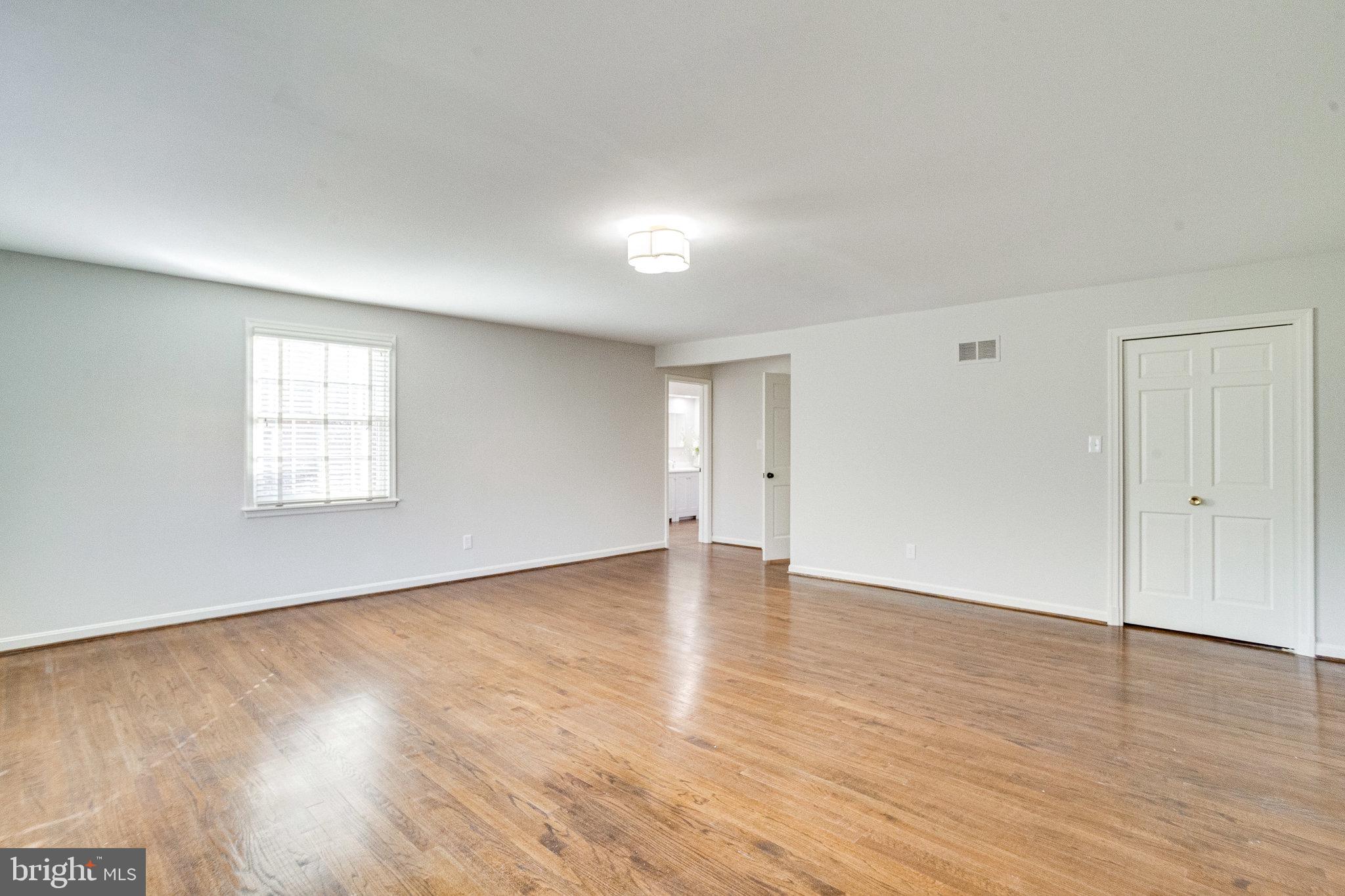 WESTMORELAND HILLS - Residential