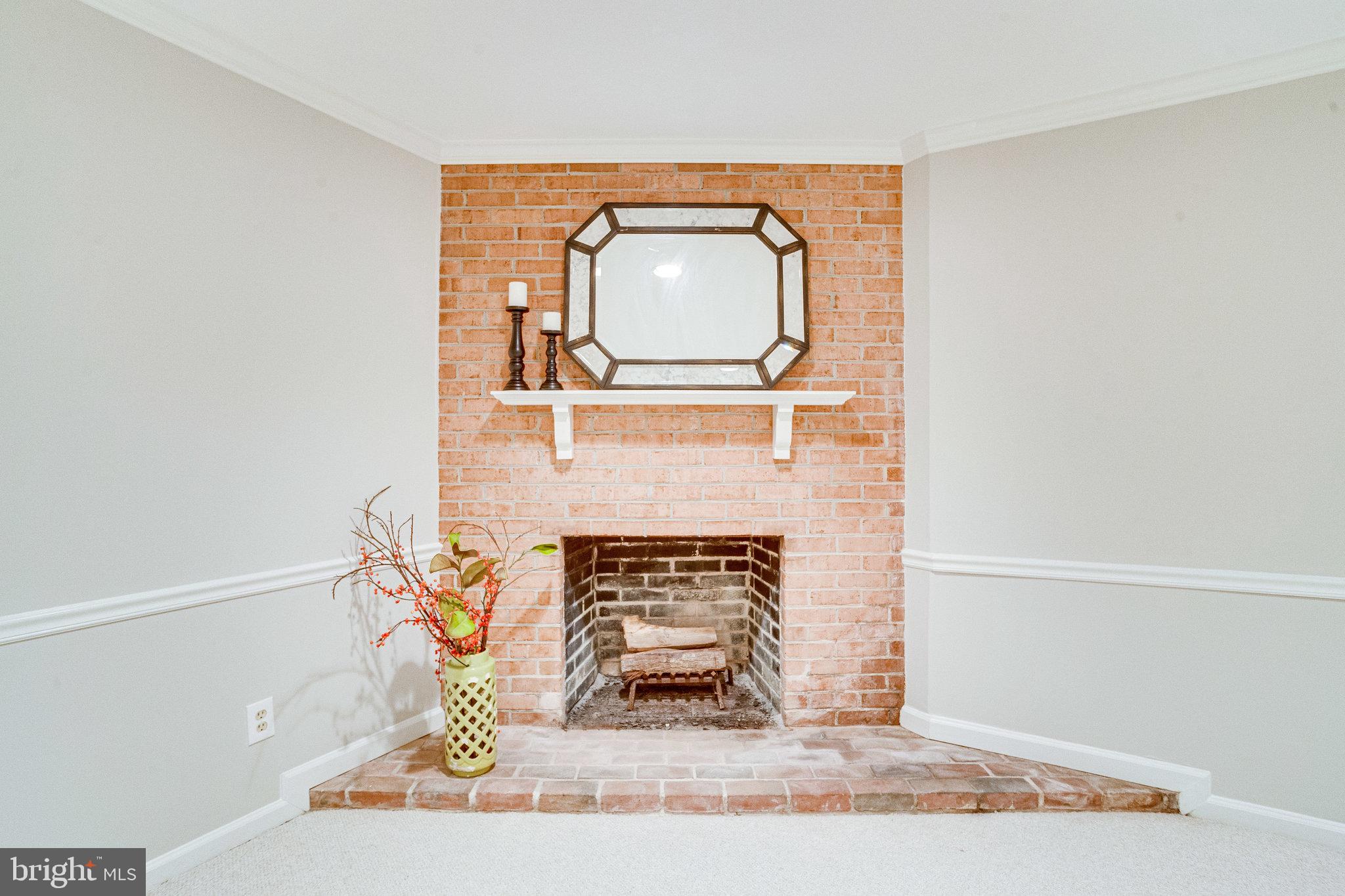 WESTMORELAND HILLS - Residential