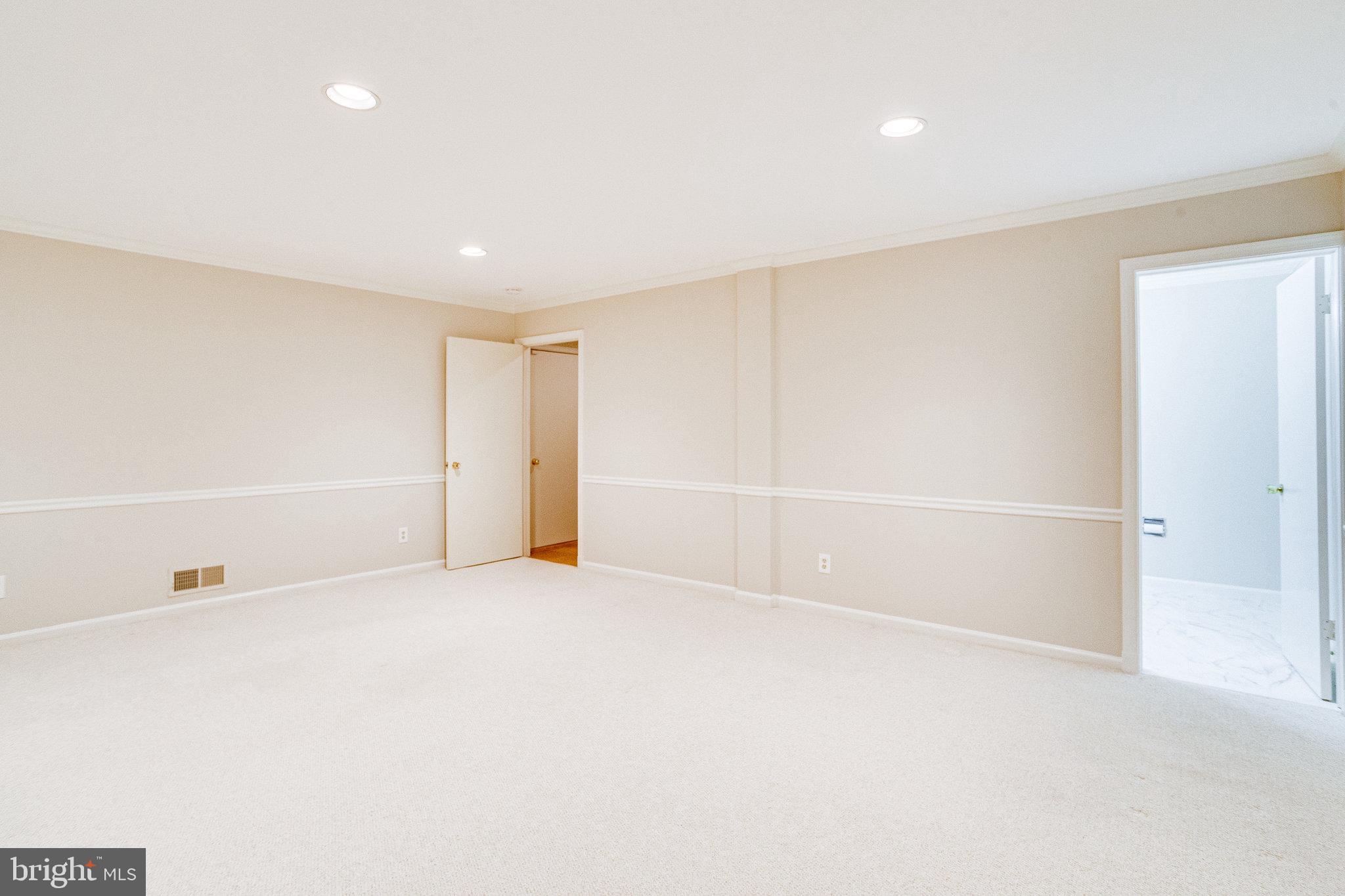 WESTMORELAND HILLS - Residential