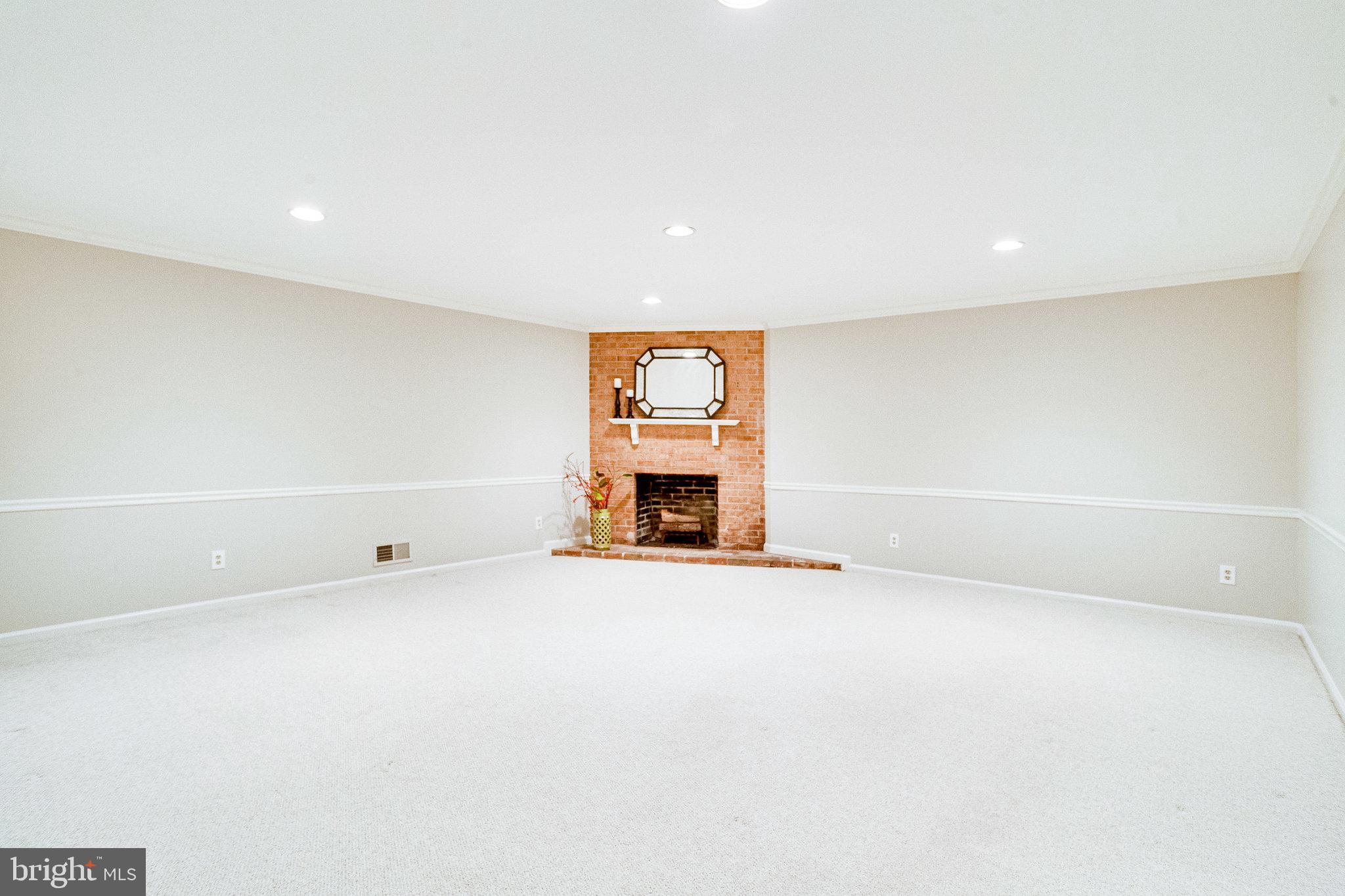 WESTMORELAND HILLS - Residential