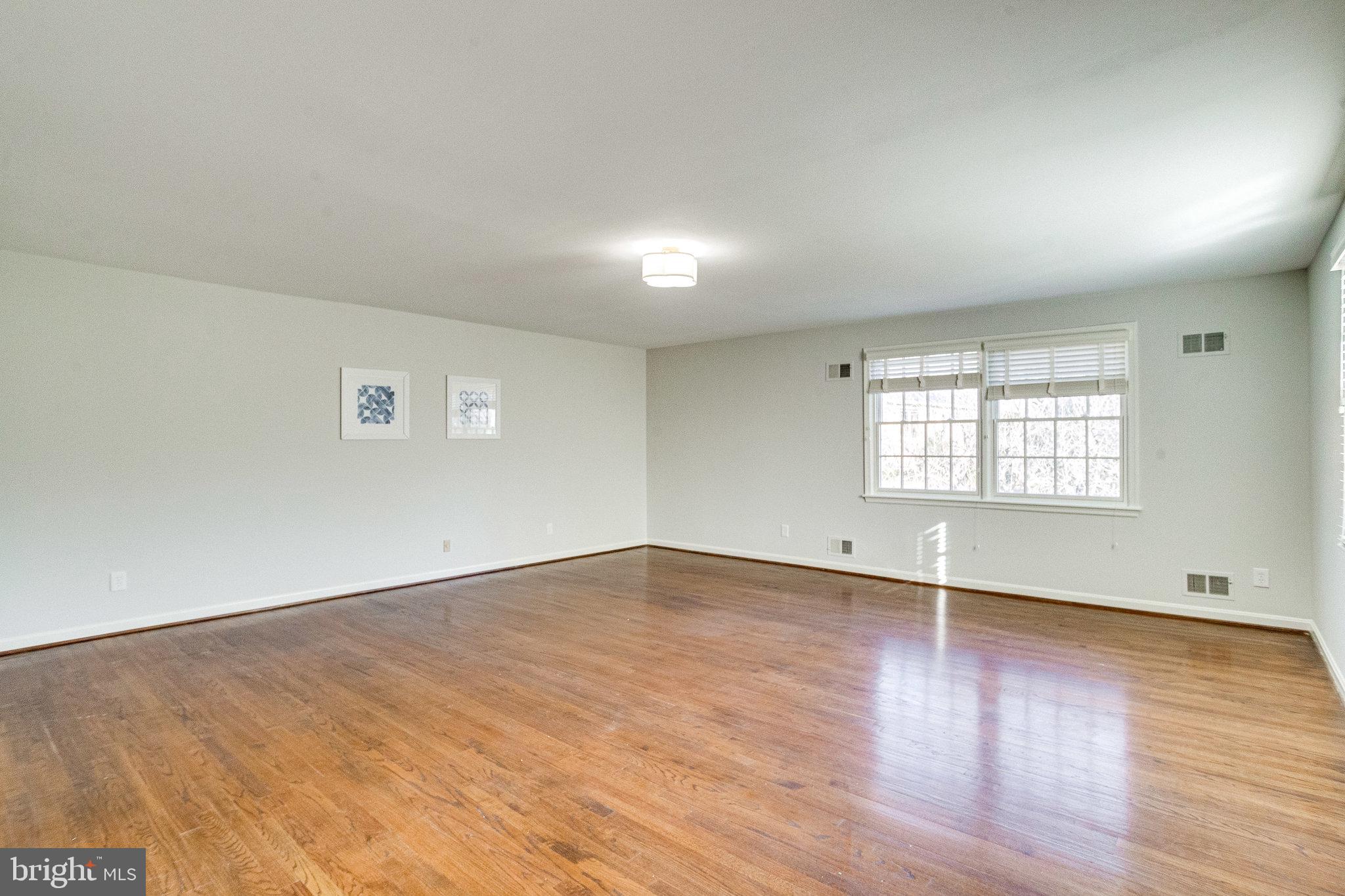 WESTMORELAND HILLS - Residential