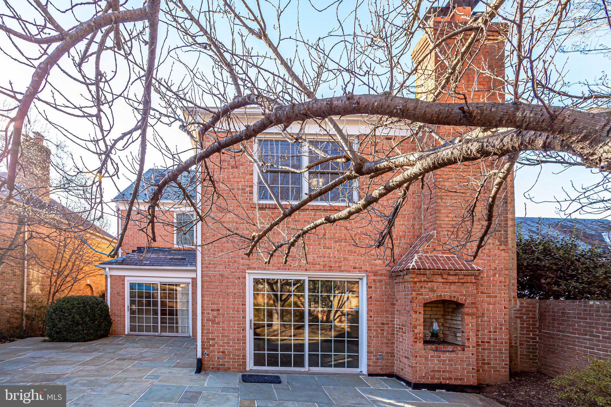 WESTMORELAND HILLS - Residential