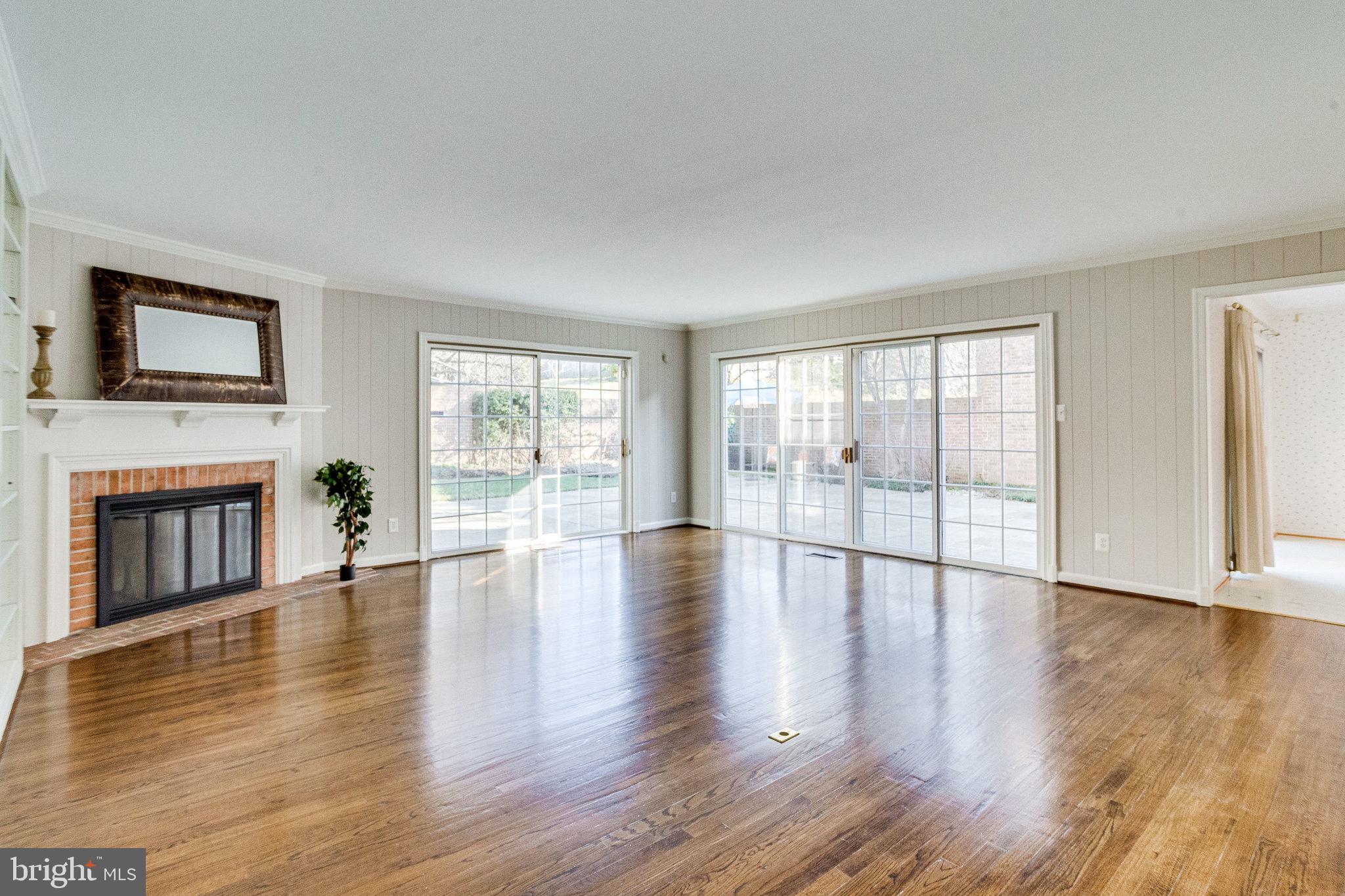 WESTMORELAND HILLS - Residential