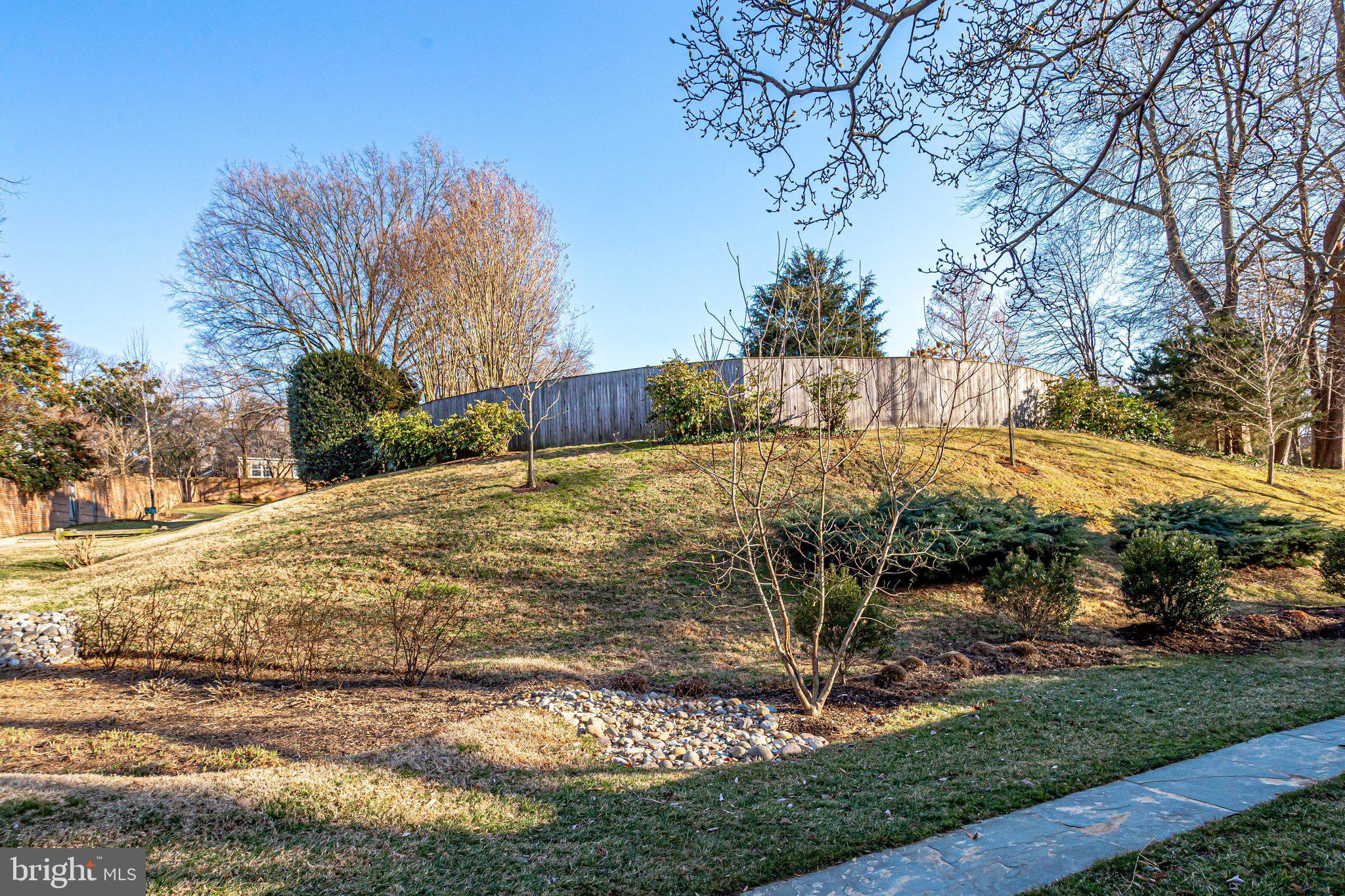 WESTMORELAND HILLS - Residential