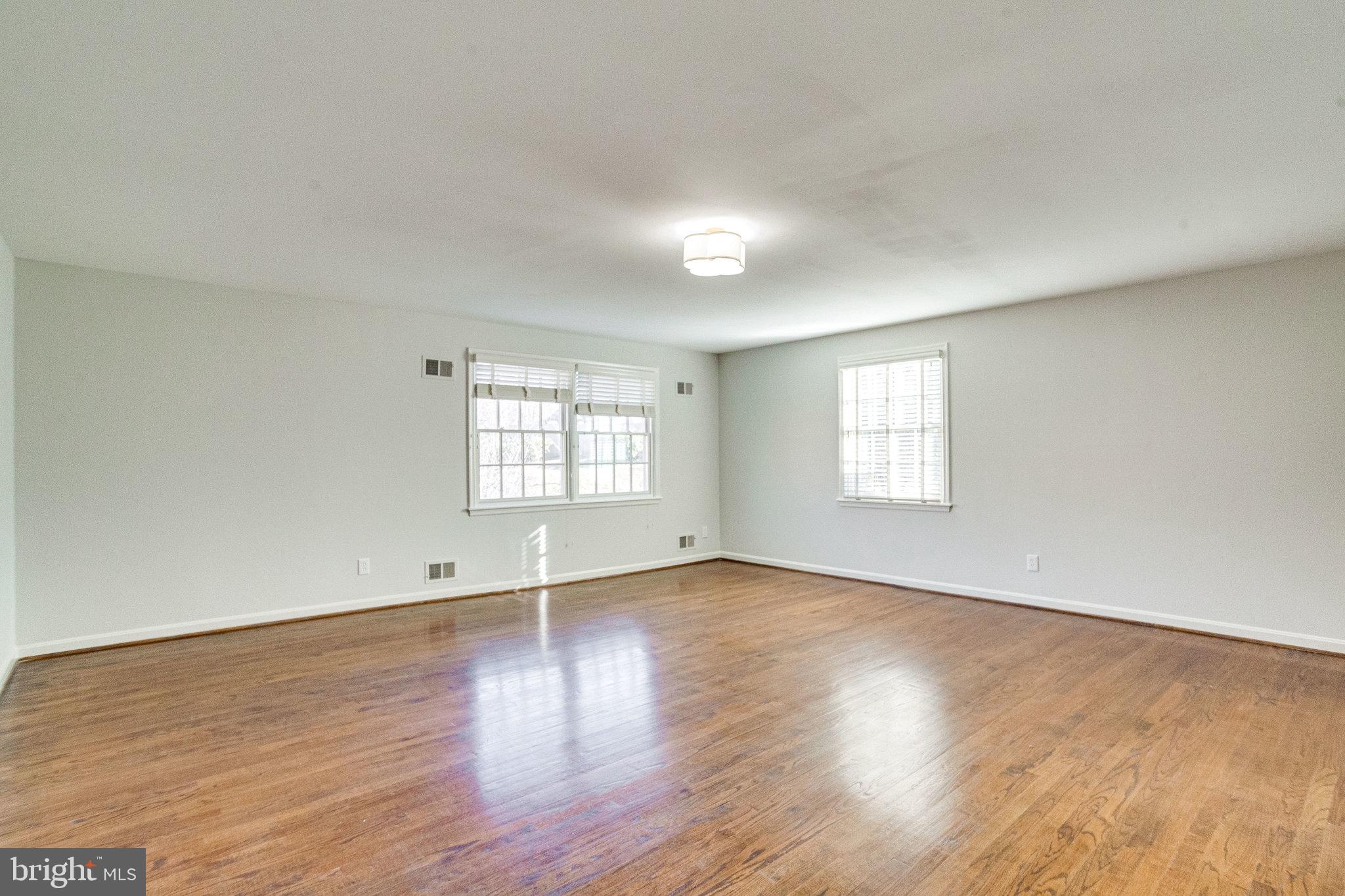 WESTMORELAND HILLS - Residential