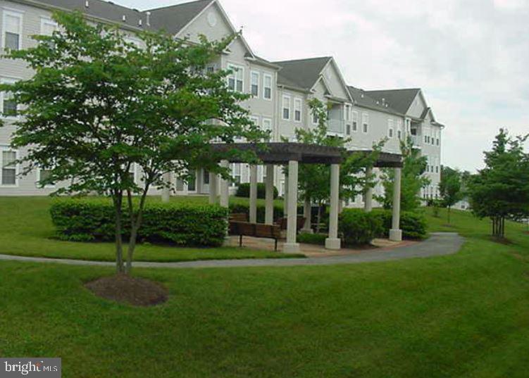 CHESTNUT POINT - Residential