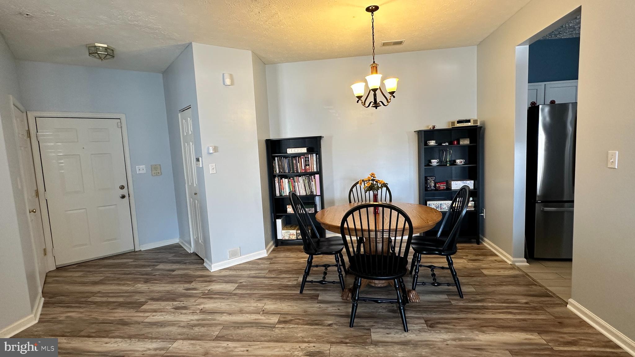 CHESTNUT POINT - Residential