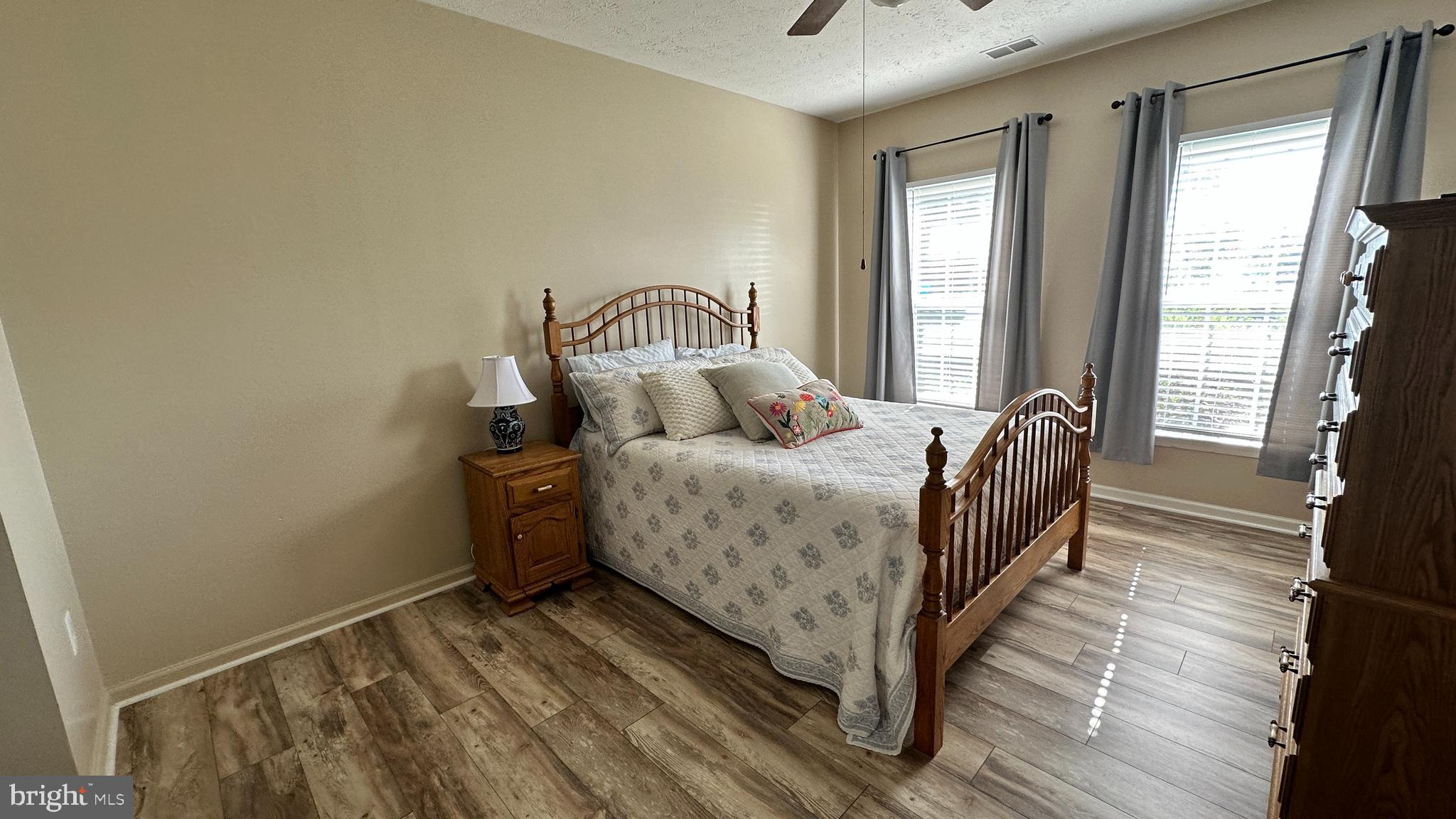 CHESTNUT POINT - Residential