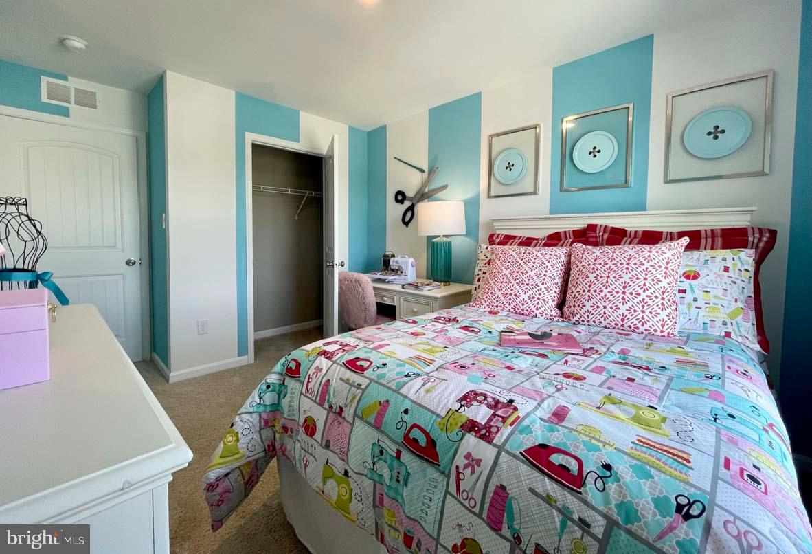 ROWENS MILL - Residential