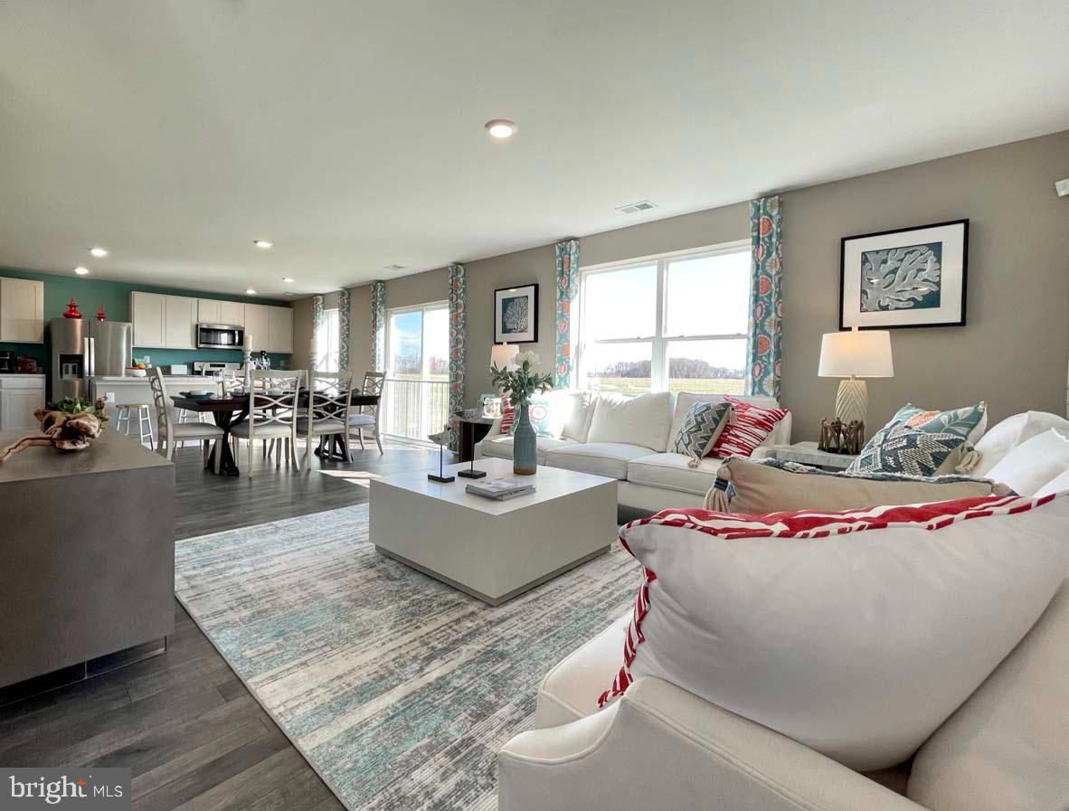 ROWENS MILL - Residential