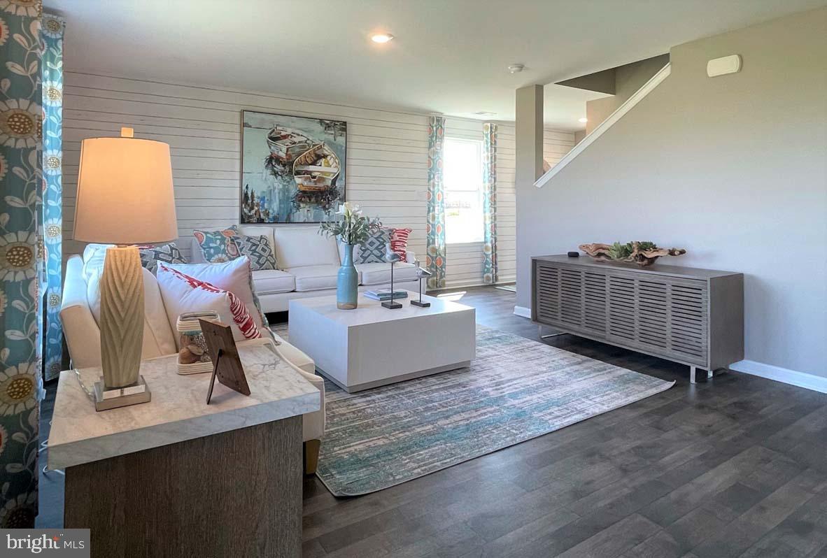 ROWENS MILL - Residential