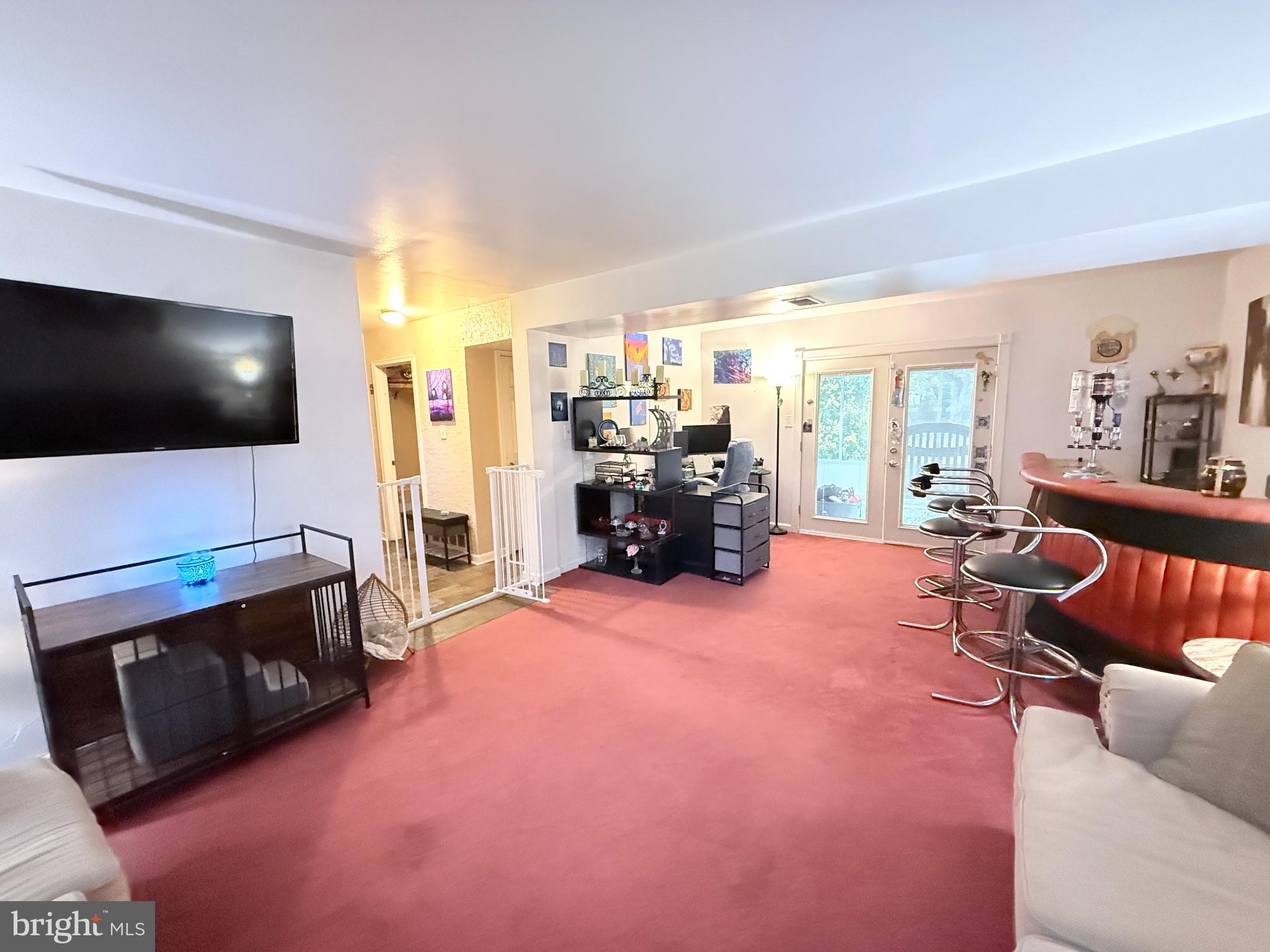 WILLOWBROOK - Residential