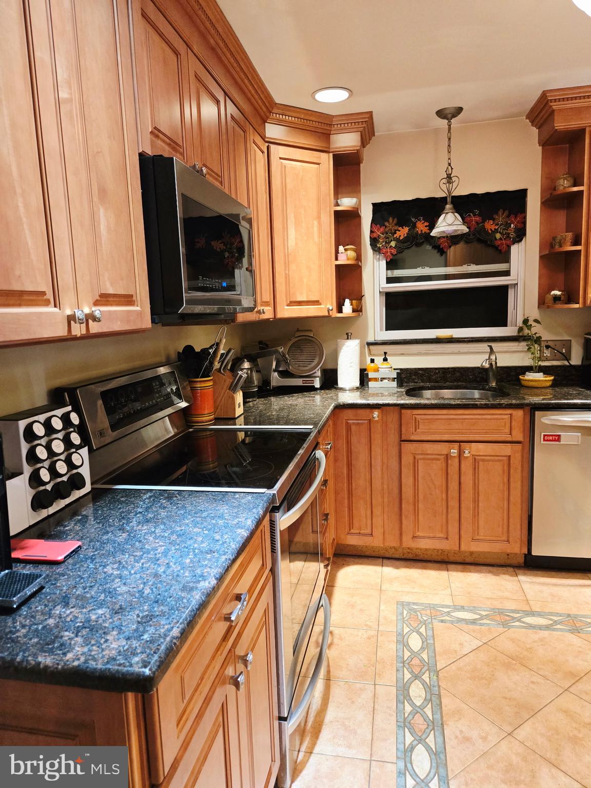 WILLOWBROOK - Residential