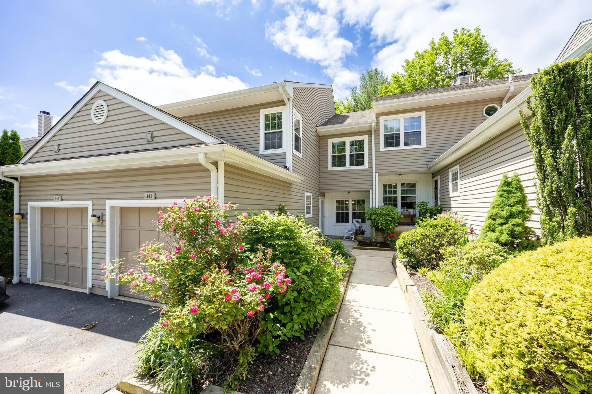 Glen Mills, Pennsylvania 19342, United States, 3 Bedrooms Bedrooms, ,3 BathroomsBathrooms,Residential,Pending,133977