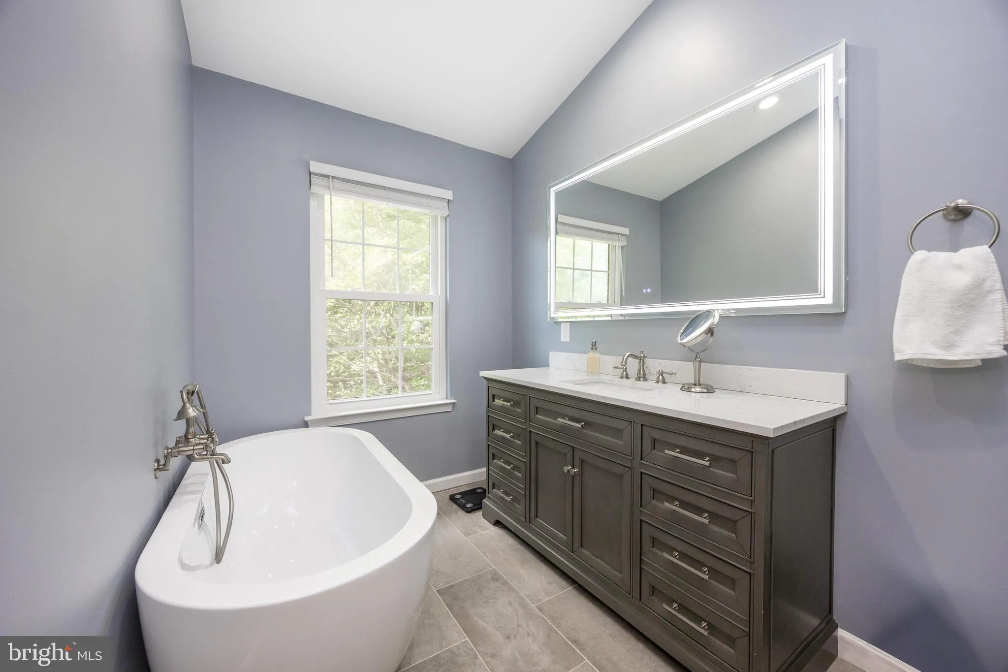 Glen Mills, Pennsylvania 19342, United States, 3 Bedrooms Bedrooms, ,3 BathroomsBathrooms,Residential,Pending,133977