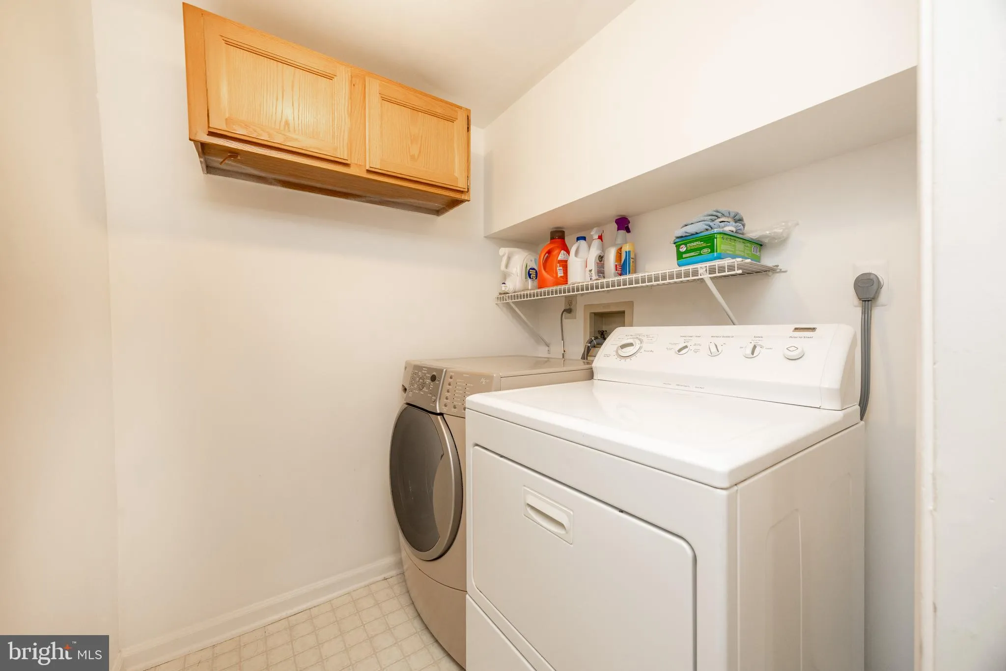 Glen Mills, Pennsylvania 19342, United States, 3 Bedrooms Bedrooms, ,3 BathroomsBathrooms,Residential,Pending,133977