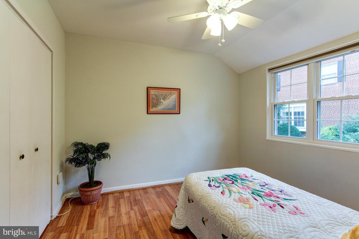 FAIRLINGTON TOWNE - Residential